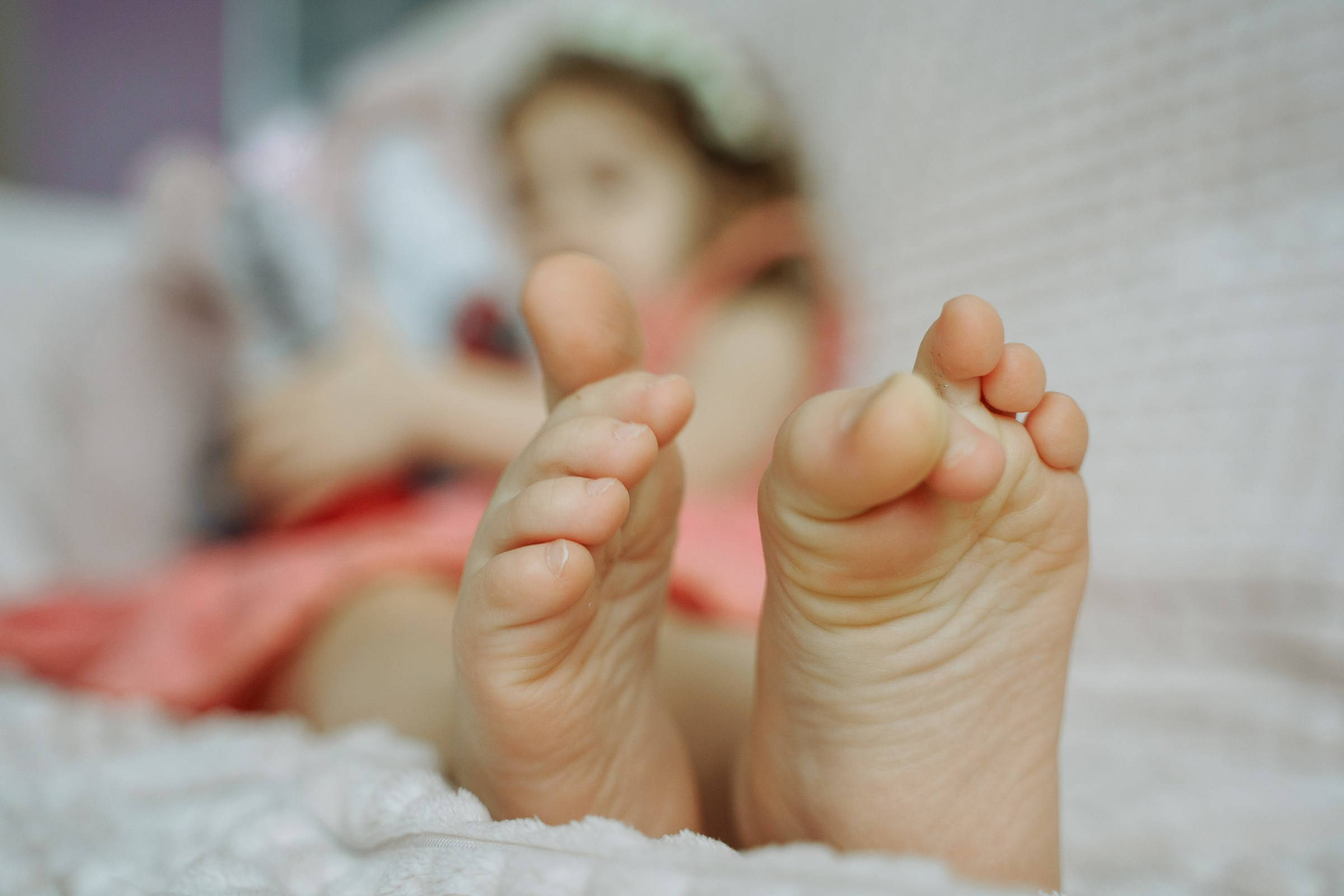 Катя и Ева семейная съемка. Семейный видеограф и фотограф Соснина Марина