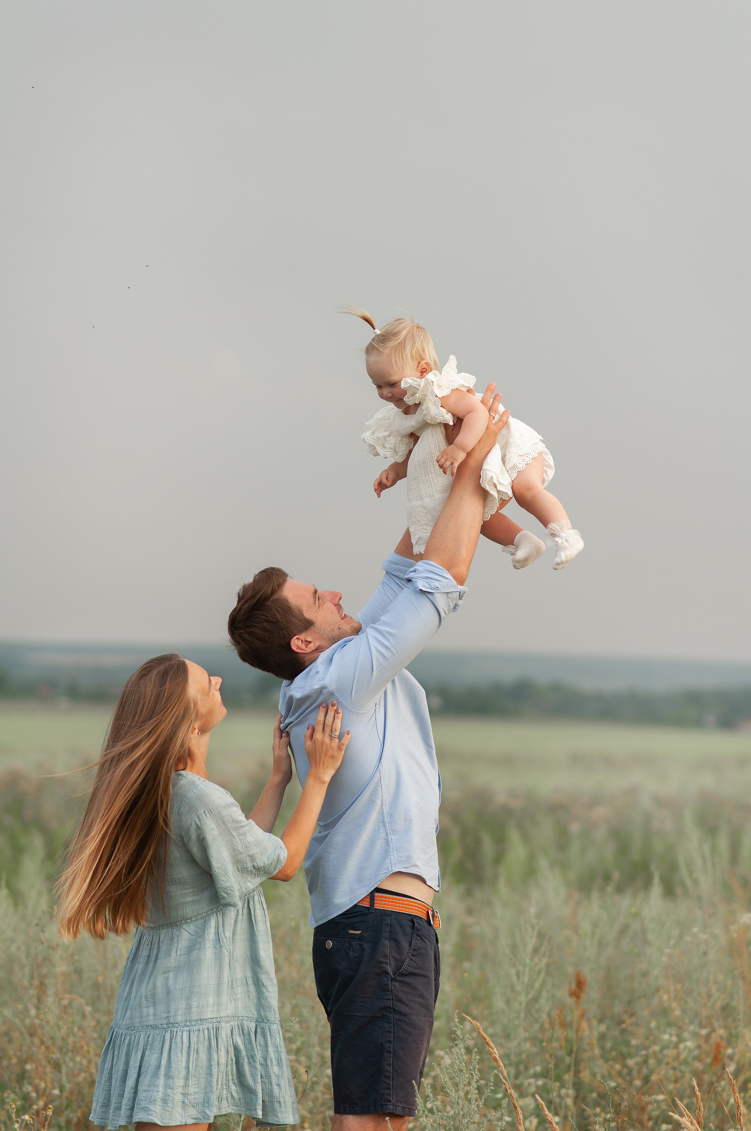 Анюта, Тасенька, Слава. Полынь, радуга, ромашки. НН. Детский и семейный фотограф Катерина Мишина