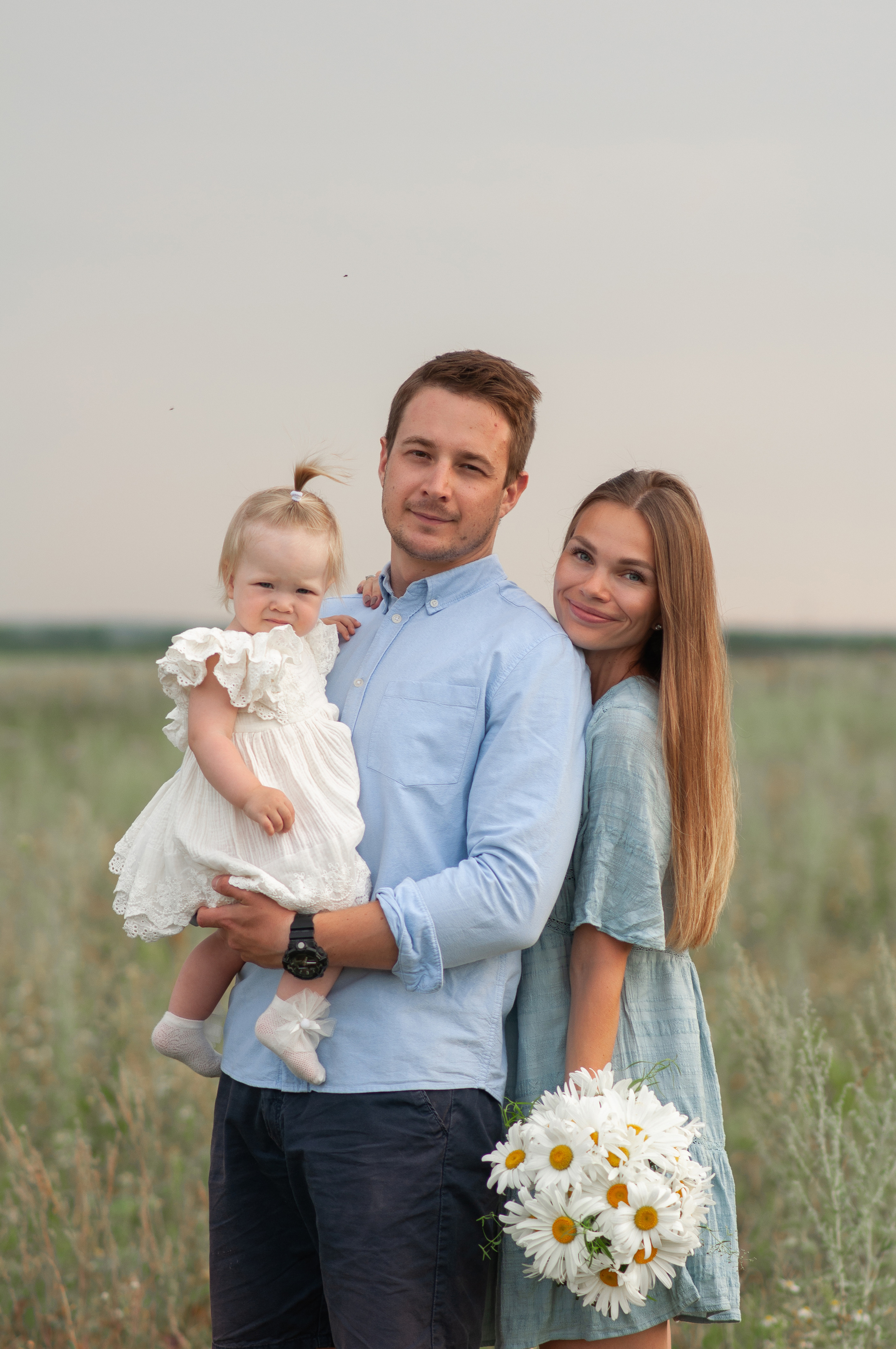 Анюта, Тасенька, Слава. Полынь, радуга, ромашки. НН. Детский и семейный фотограф Катерина Мишина