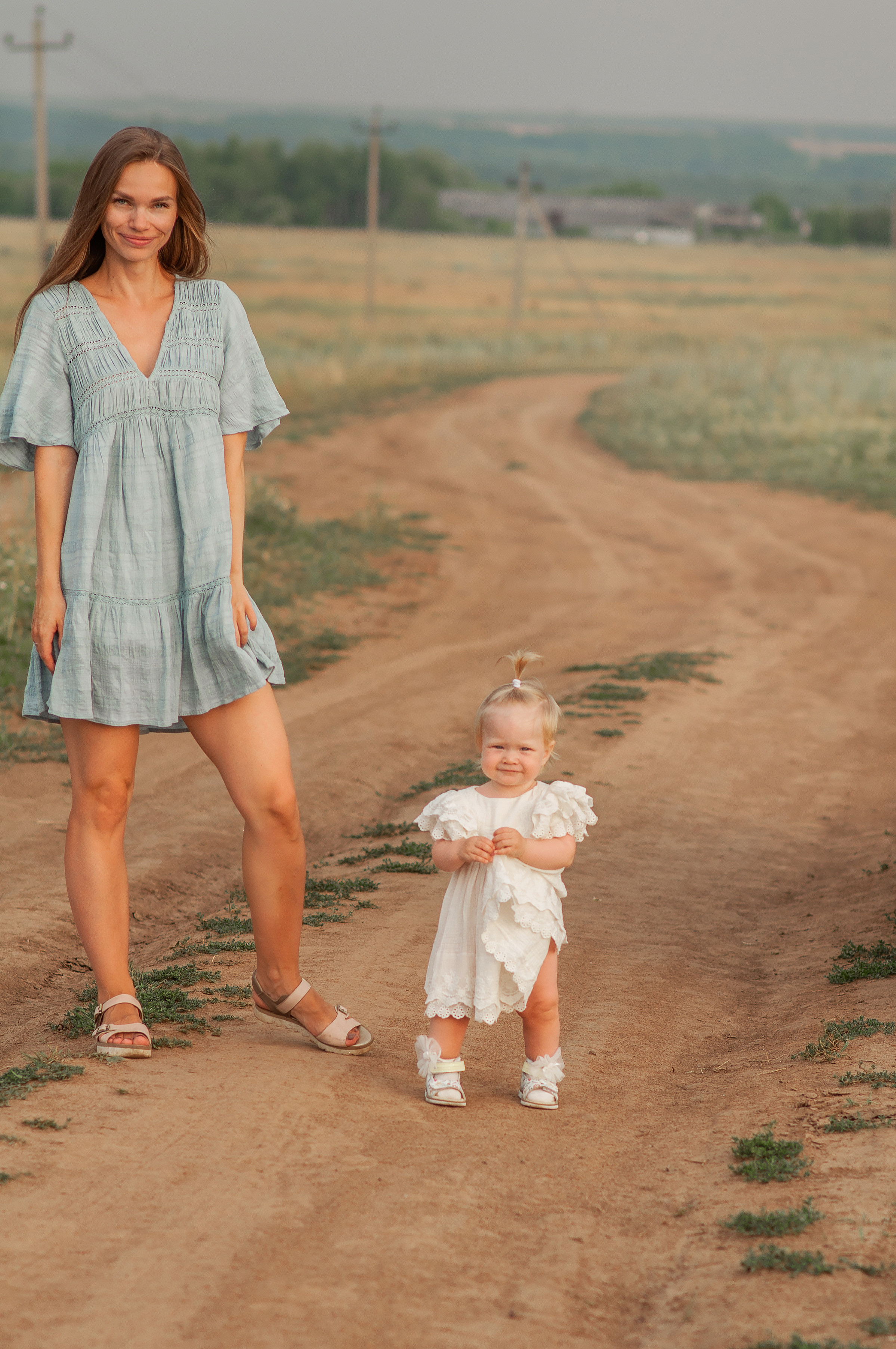 Анюта, Тасенька, Слава. Полынь, радуга, ромашки. НН. Детский и семейный фотограф Катерина Мишина