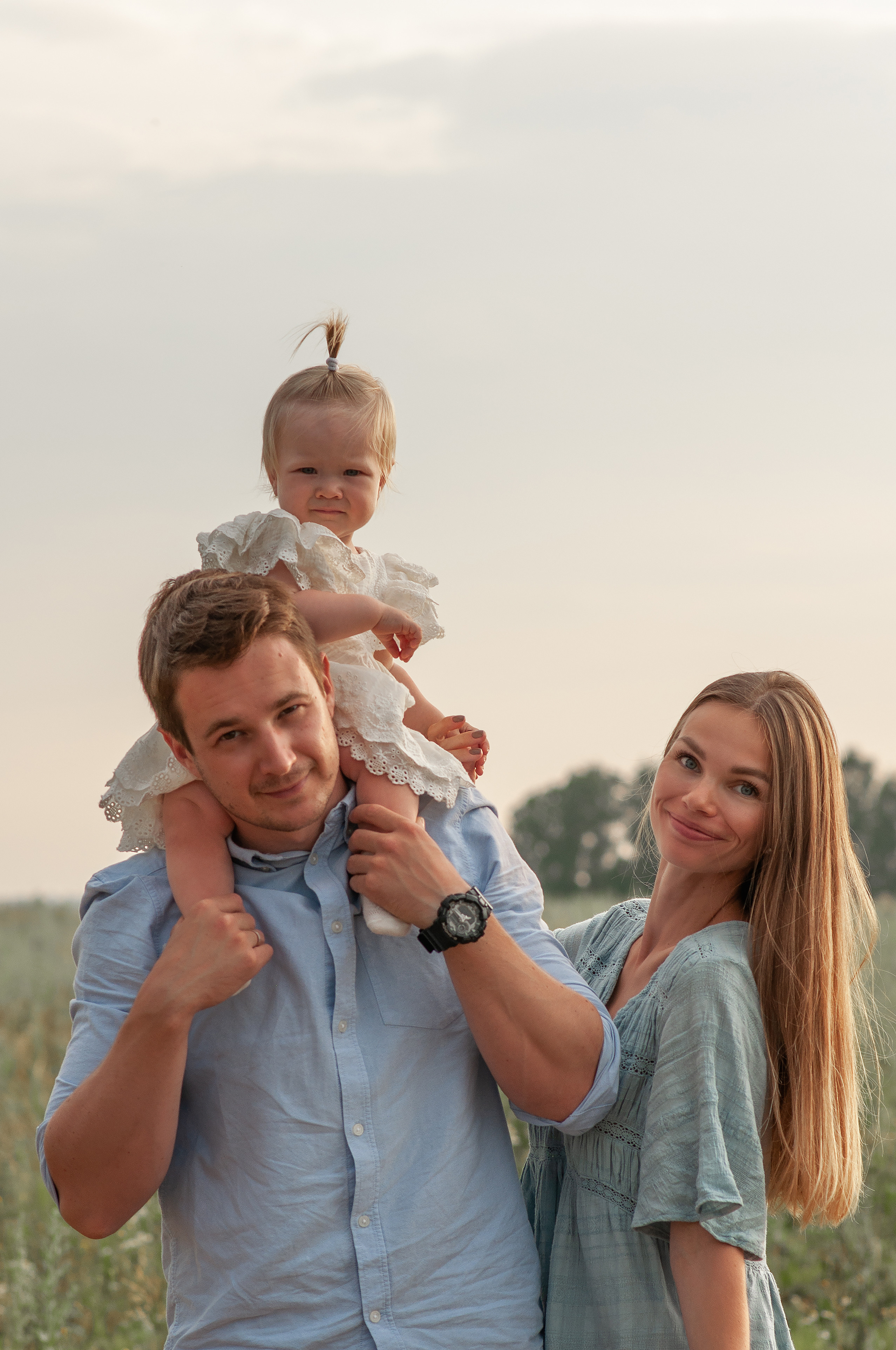 Анюта, Тасенька, Слава. Полынь, радуга, ромашки. НН. Детский и семейный фотограф Катерина Мишина