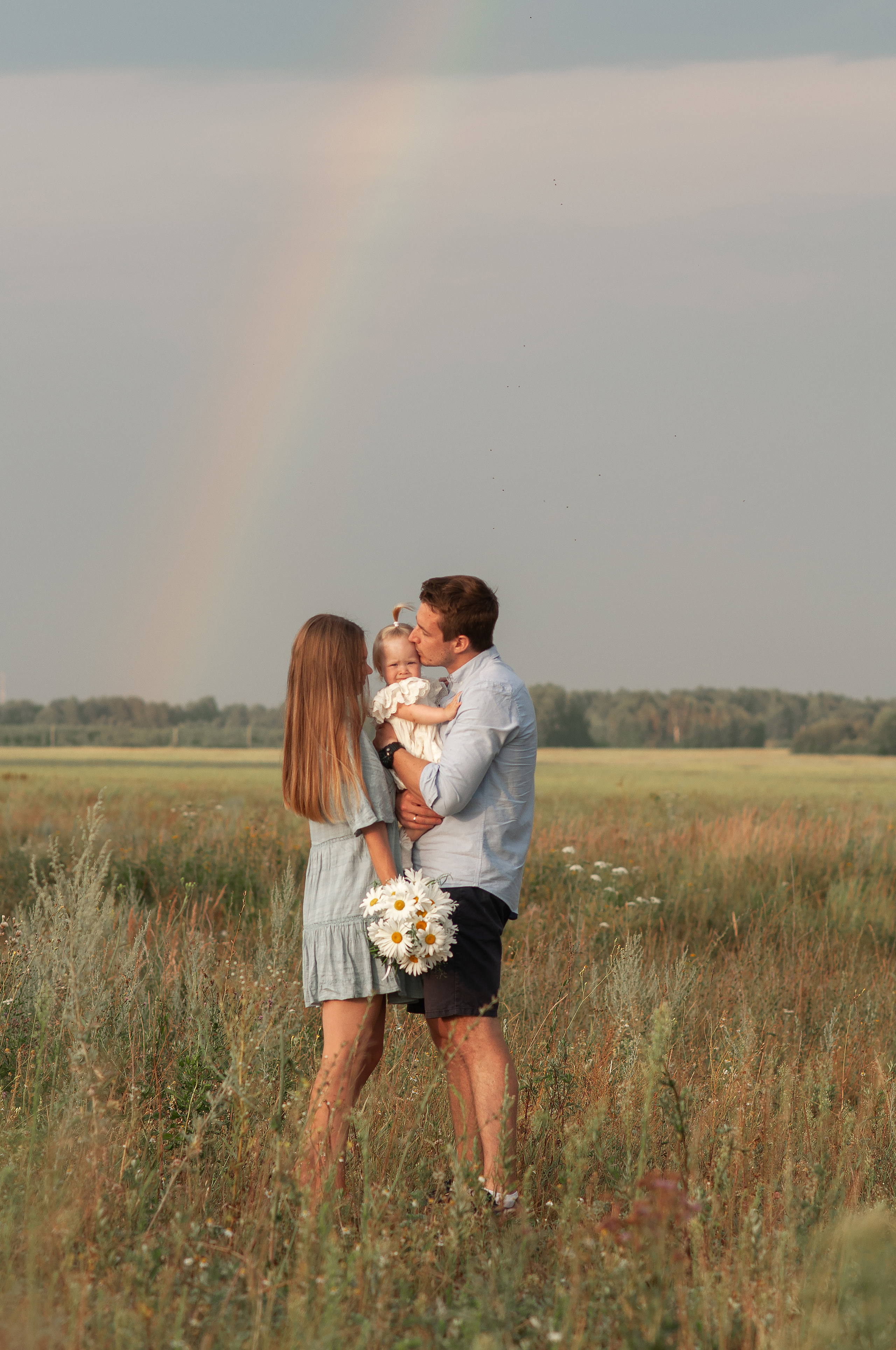 Анюта, Тасенька, Слава. Полынь, радуга, ромашки. НН. Детский и семейный фотограф Катерина Мишина
