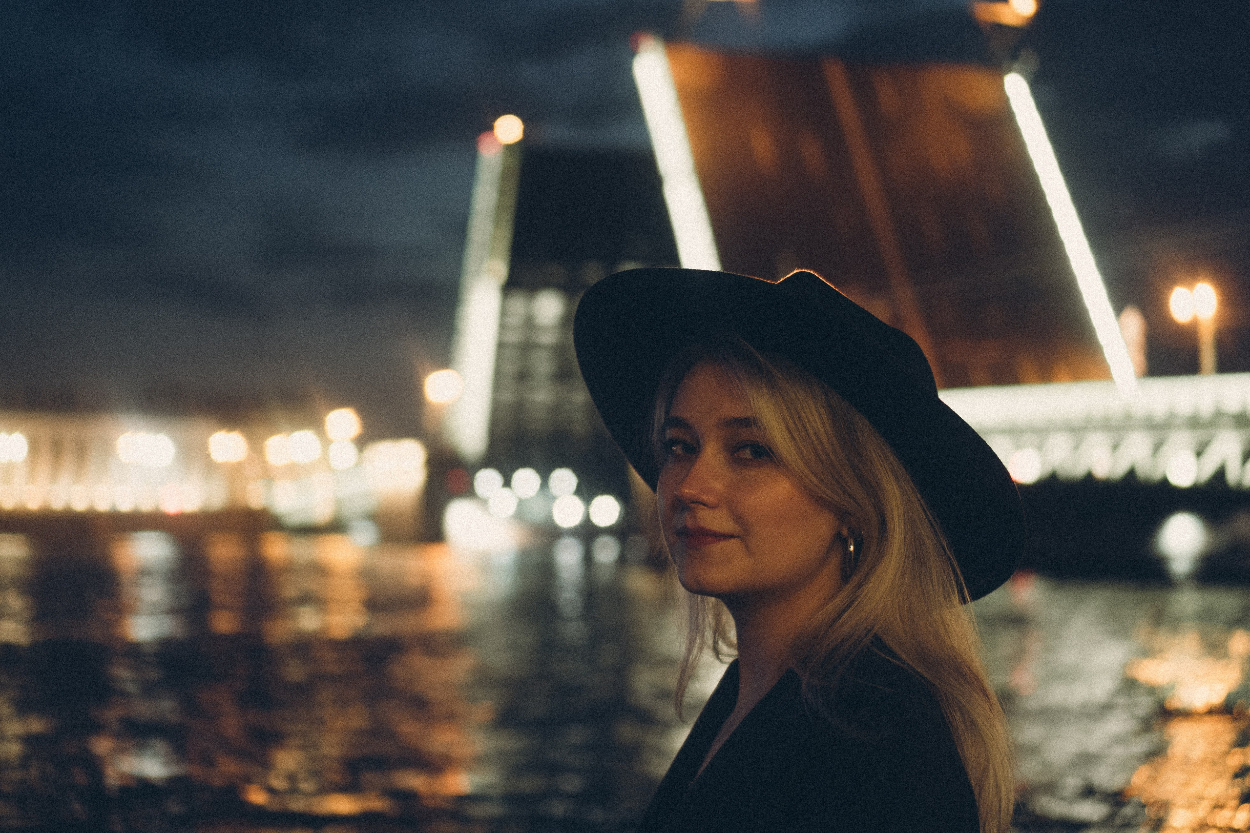 ПРОГУЛКА ПО НОЧНОМУ ГОРОДУ. Профессиональный фотограф, Санкт-Петербург — Виктория Богомолова