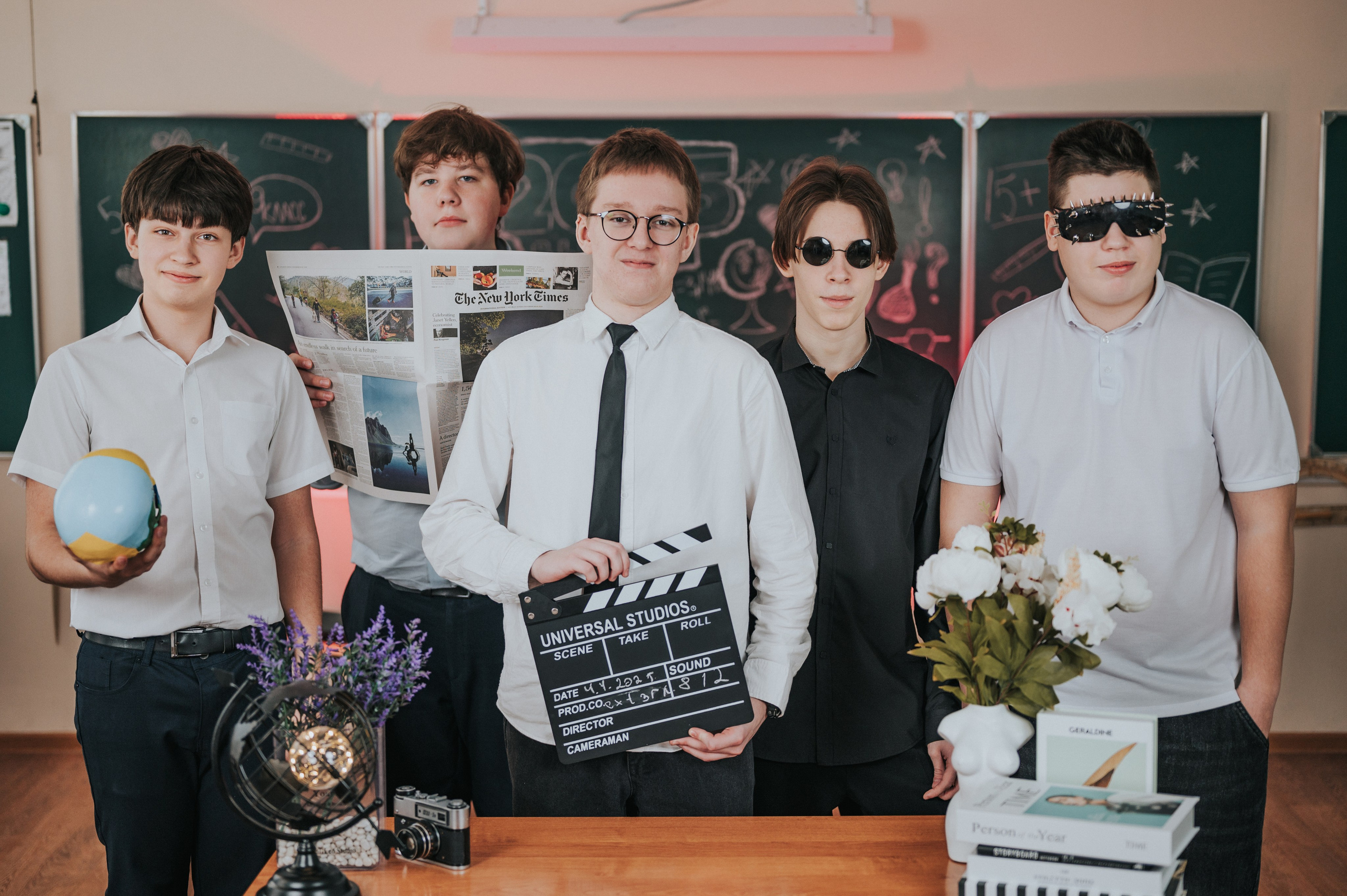 В школе. Выпускные альбомы и Школьный фотограф в Алексеевке, Бирюче, Красном