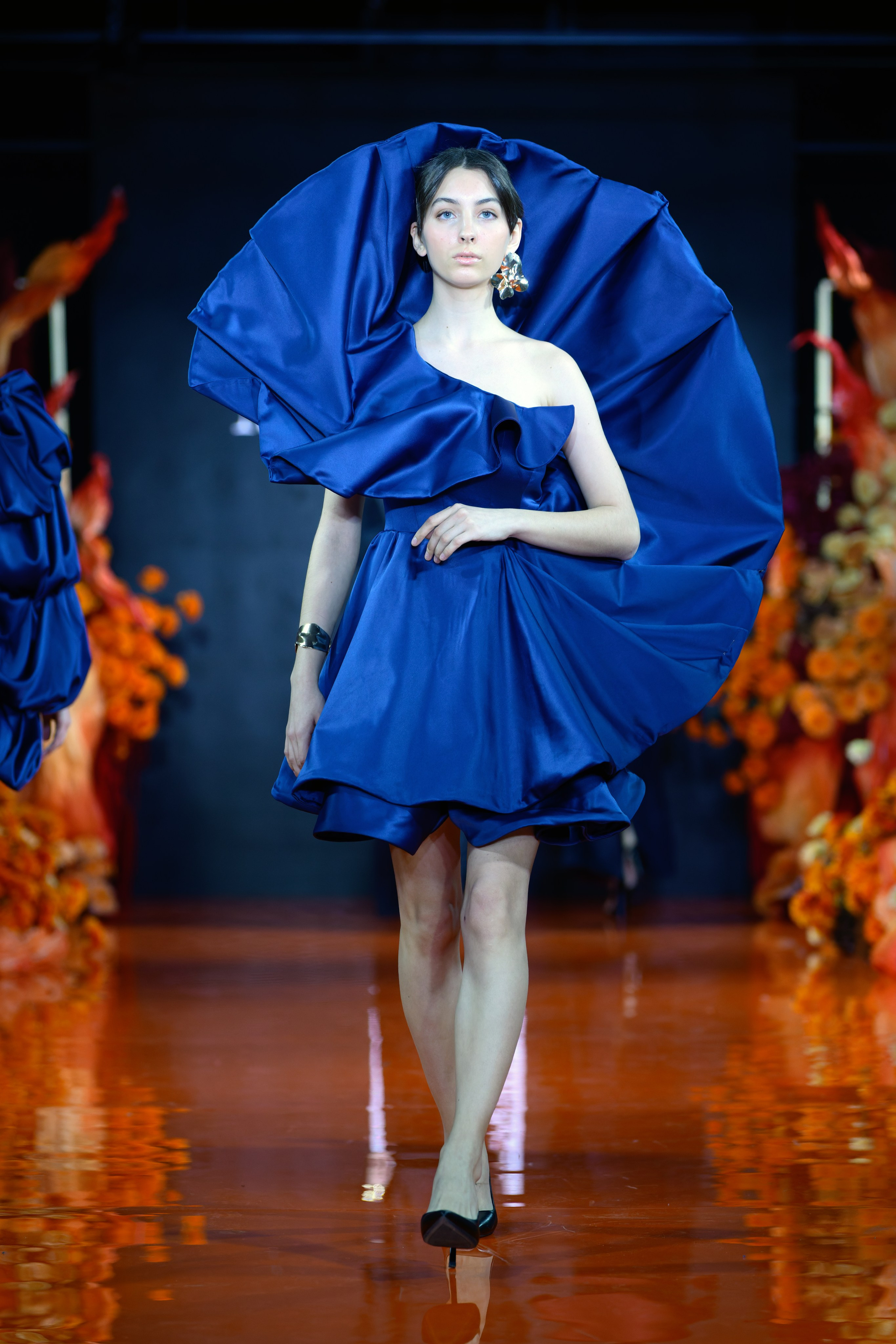 Volga Fashion Week Moscow 26 апреля 2025 Hamraev, Novikova DSGN, Ninushka, Багряница, фотограф Антон Медведев icoguar