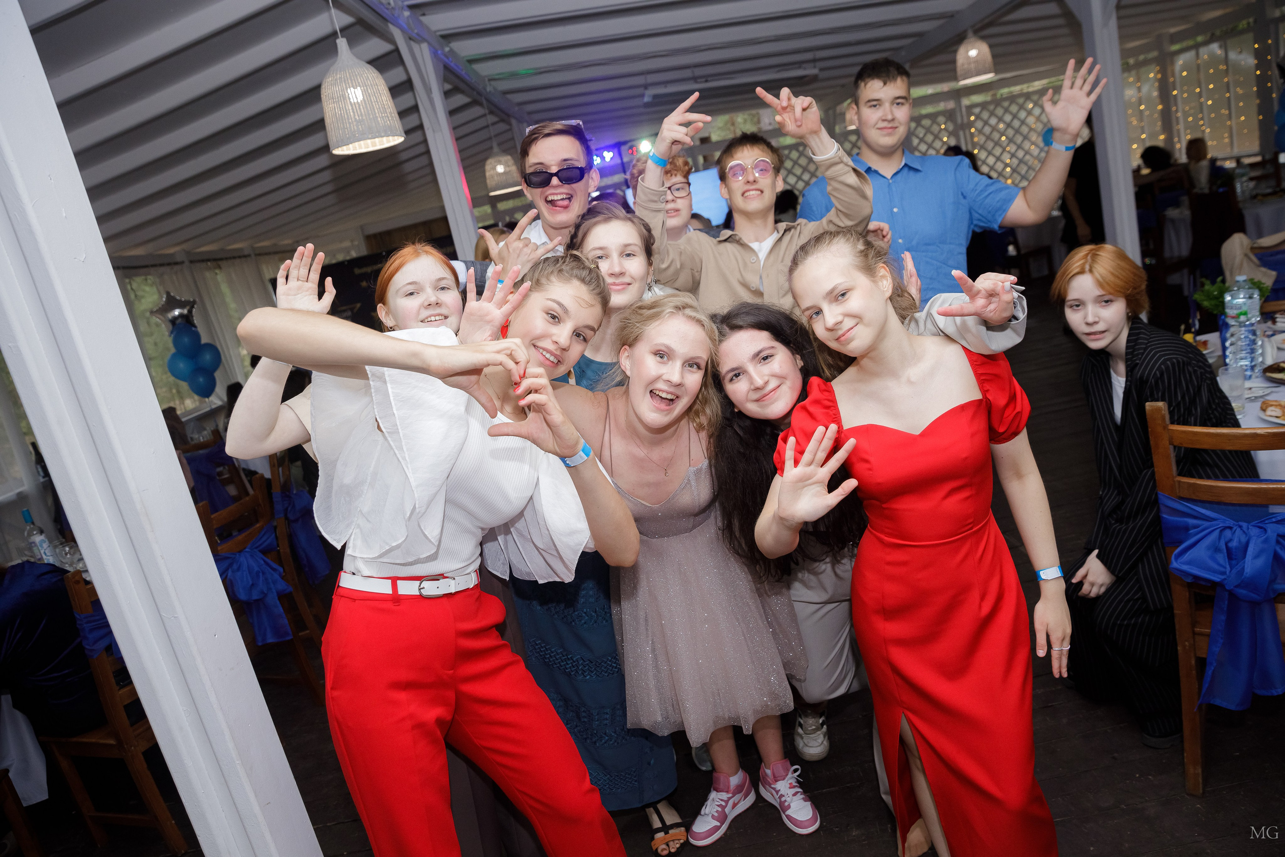 20.06.2024 Выпускной совместный Залесье. Маша Гонтарь Семейный домашний репортажный фотограф в Санкт-Петербурге