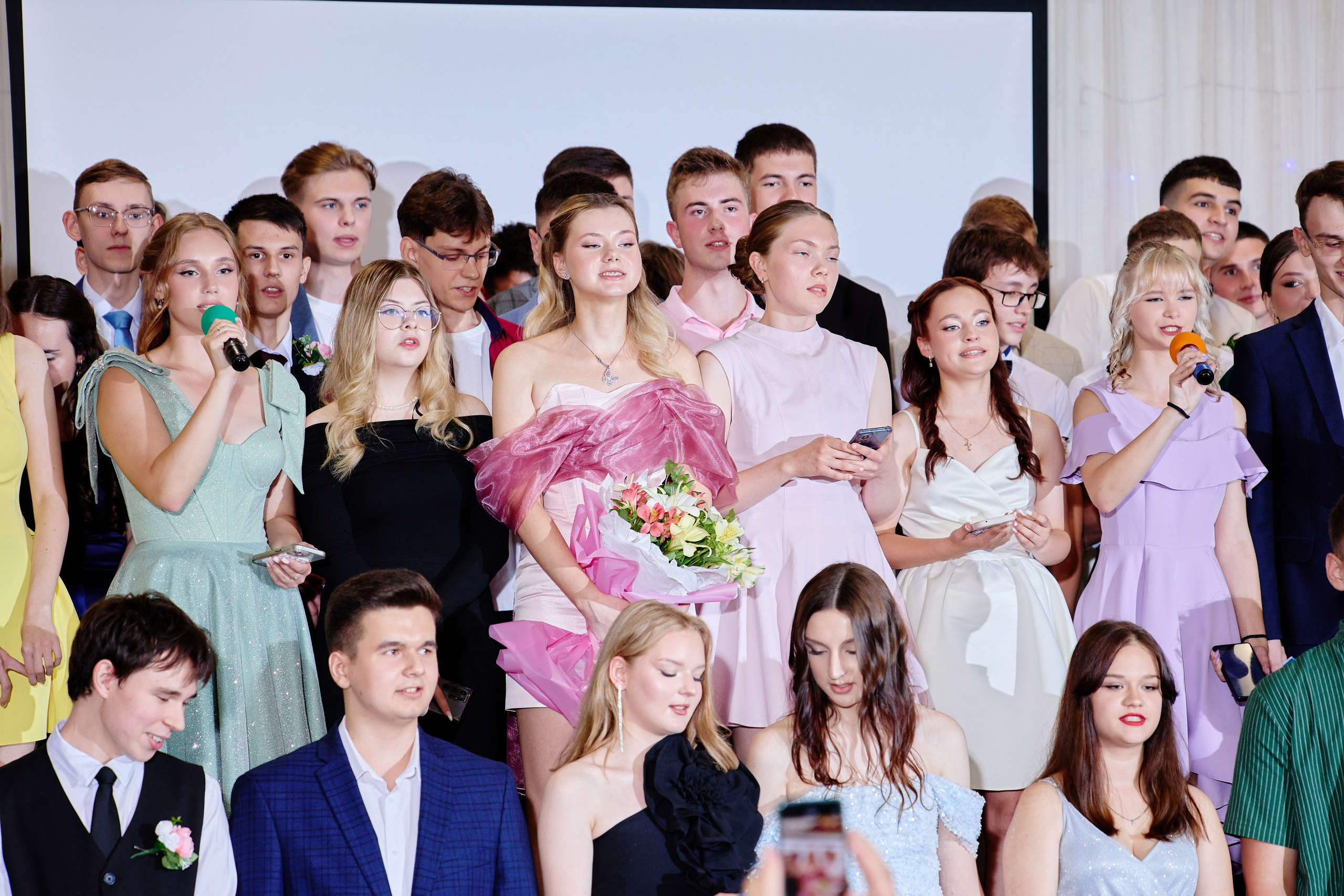 Выпускной 35 Сош. Фотограф Выпускные альбомы Таганрог Сергей Коробченко