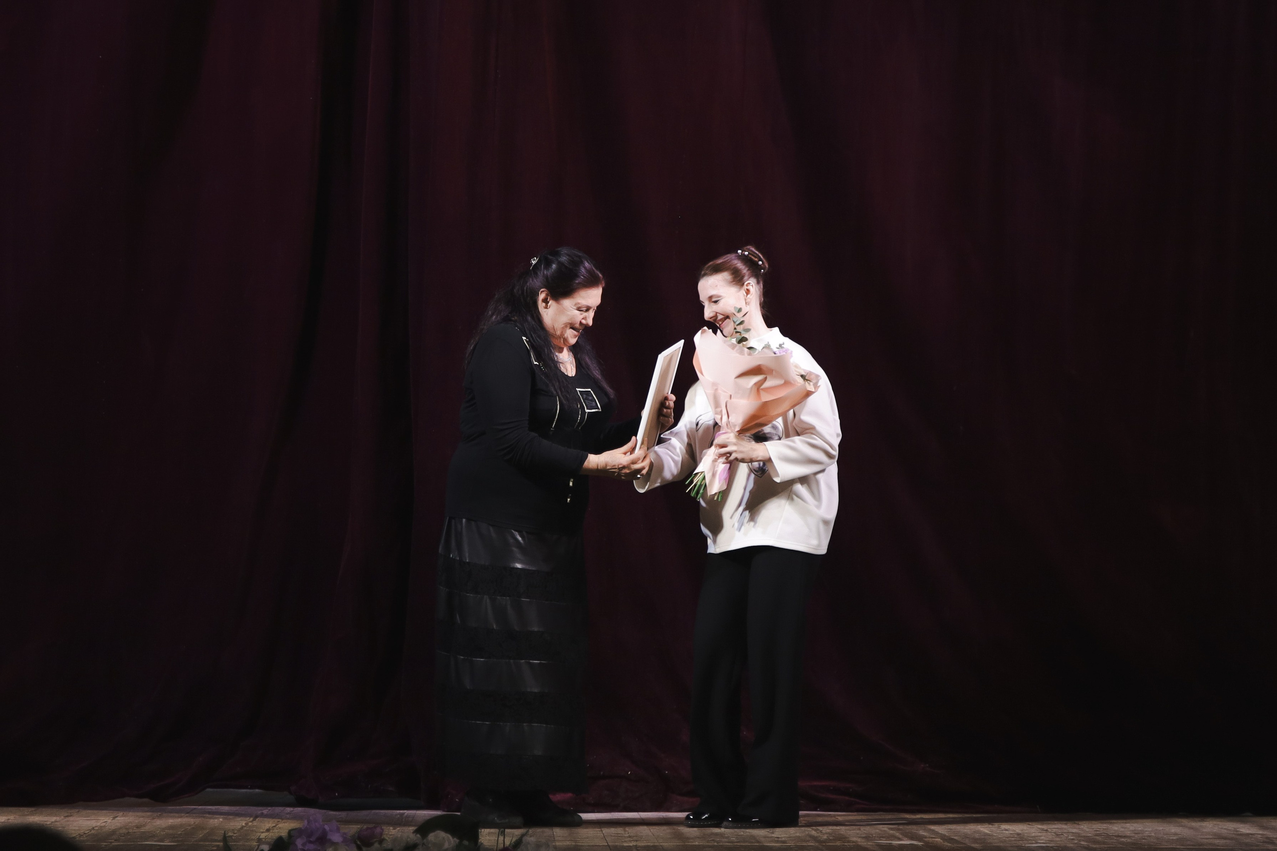 Фотоотчет с награждения стипендиатов города Липецка