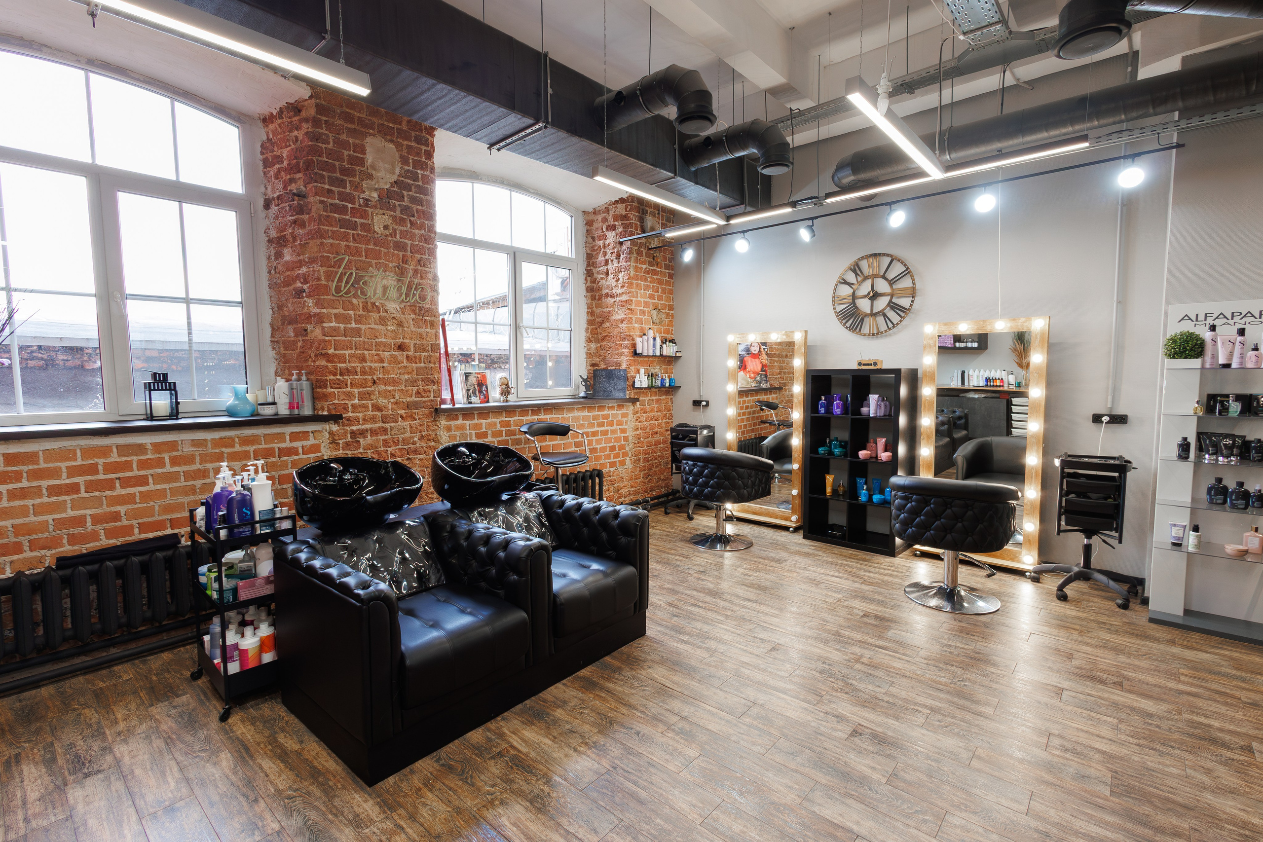 Азимут. Фотосъёмка для бизнеса — предметное фото, репортаж с мероприятий, портреты людей, съёмка интерьера и экстерьера