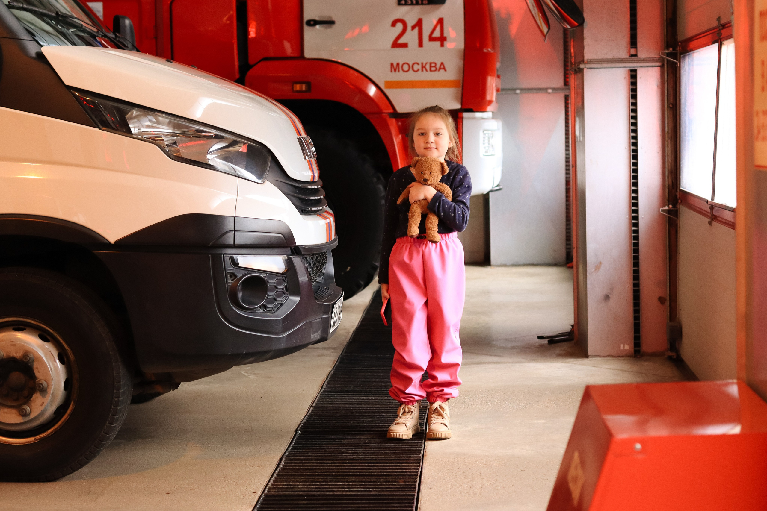 Экскурсия в пожарно-спасательный отряд № 214. Репортажный фотограф в Москве и Зеленограде Karina-vozd