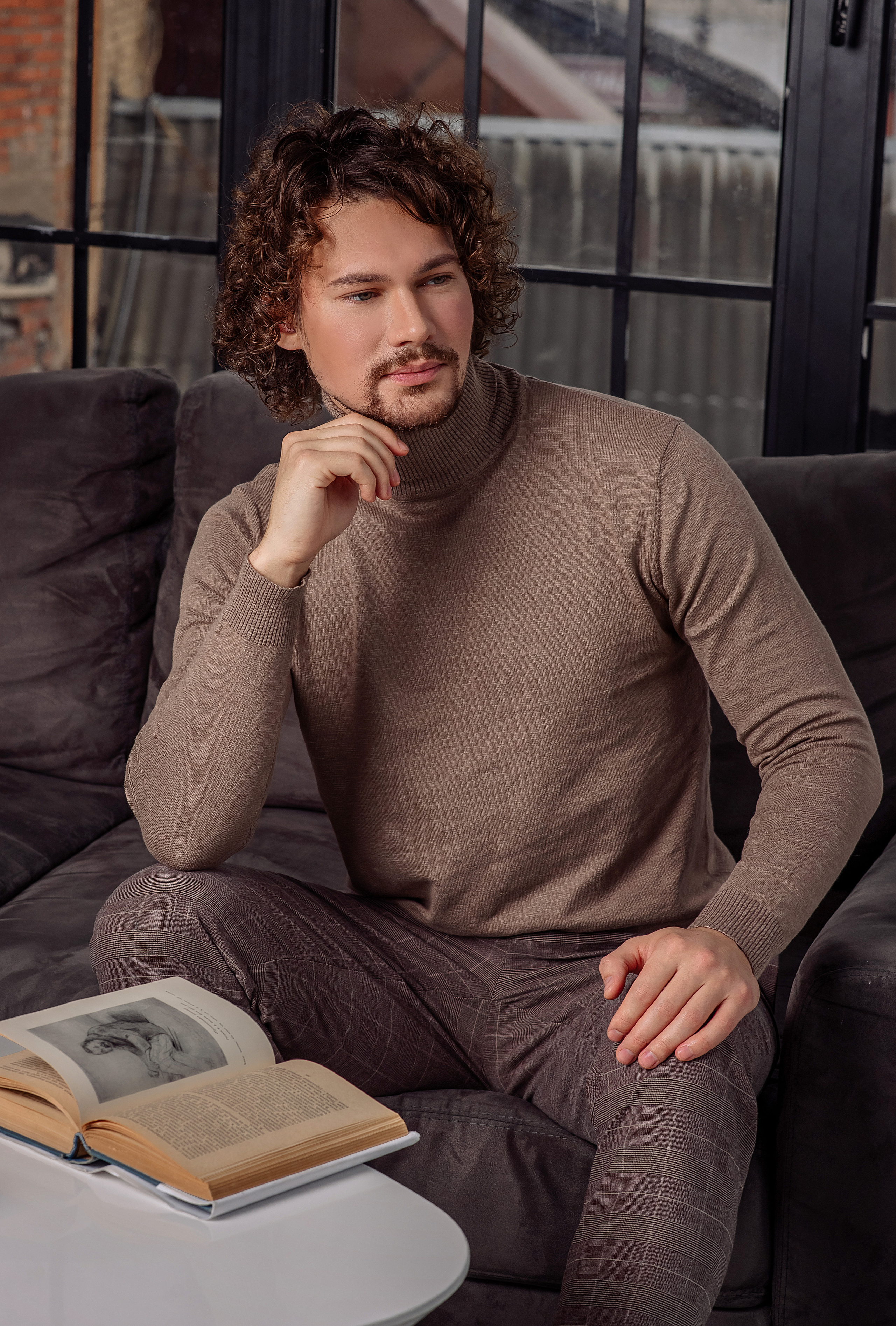 Бизнес портрет (контент-съёмка). Анастасия Русяева — профессиональный фотограф в Москве