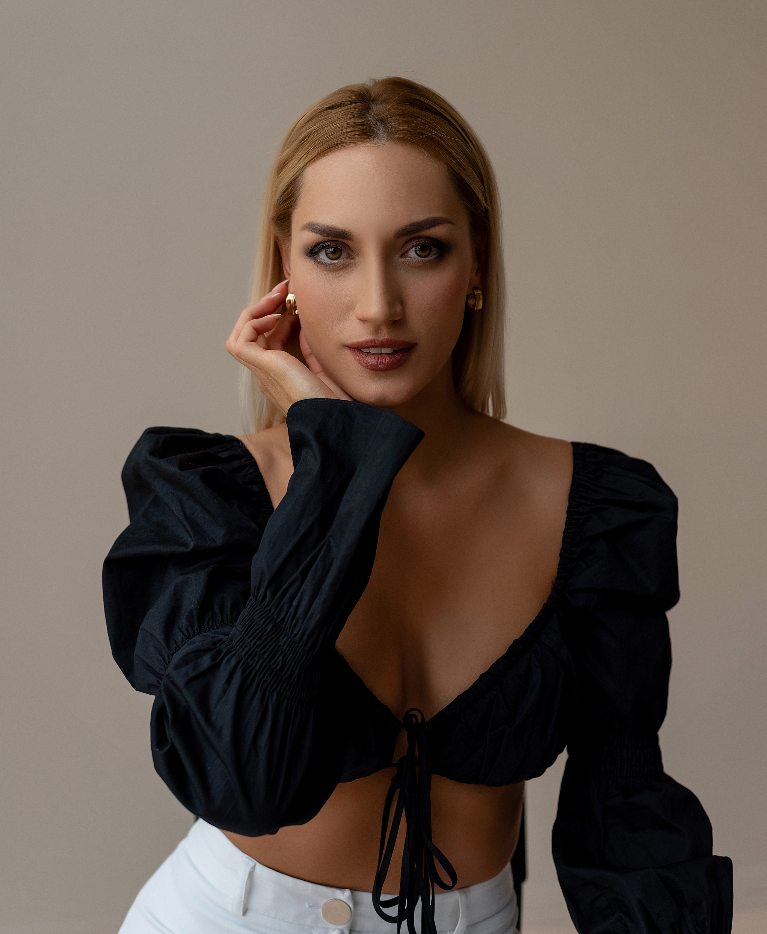 Студийная съёмка. Анастасия Русяева — профессиональный фотограф в Москве