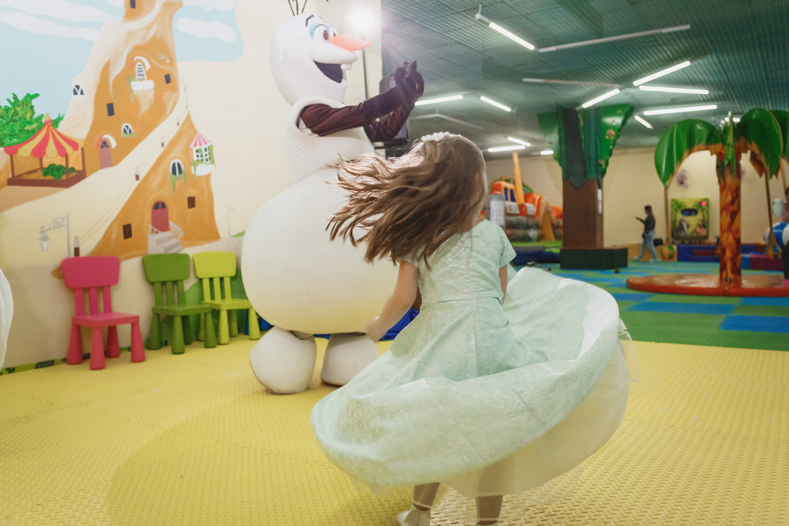 Уникальные фотографии дня рождения Анжелики в Тортуге Таганрога. Свадебный и семейный фотограф в Таганроге Бакарюк Антон