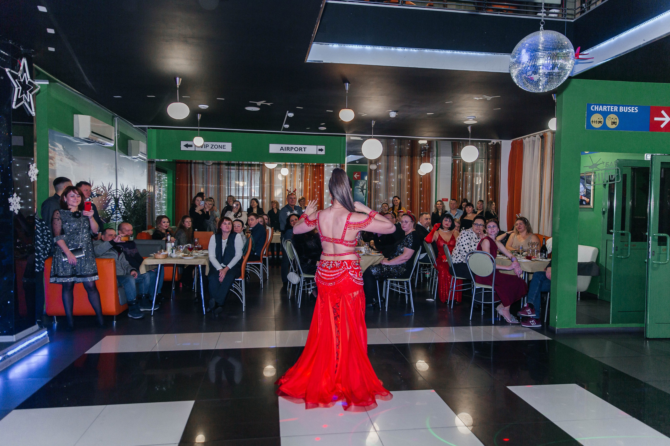 Новогодний корпоратив репортаж. Главная