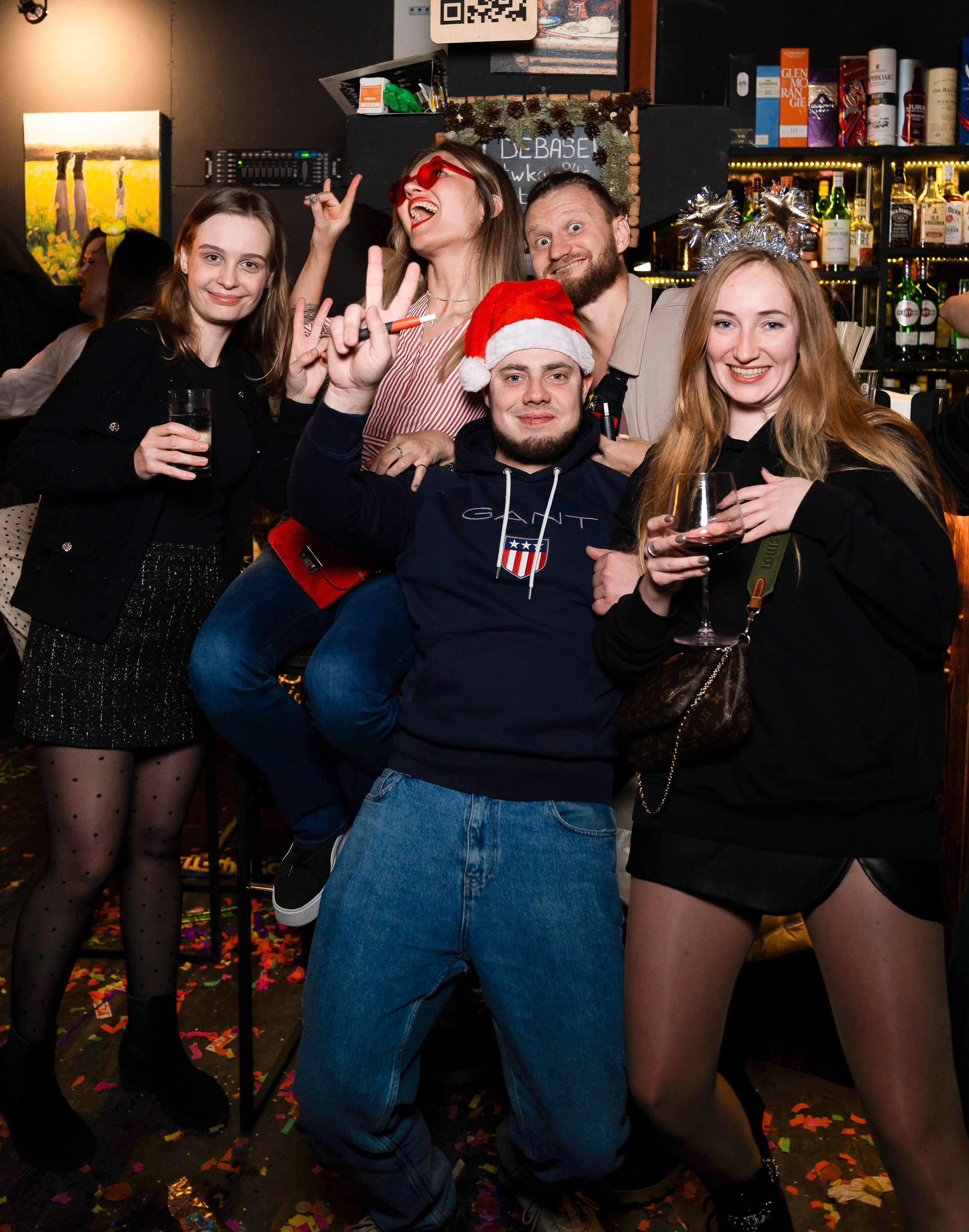 Новый год, новый год в баре Санкт-Петербург, новый год в музыкальном баре Дебошир Санкт-Петербург, новый год в Санкт-Петербурге, бар Дебошир, новый год в баре Дебошир в Санкт-Петербурге, новогодний корпоратив, корпоратив в баре Санкт-Петербург 