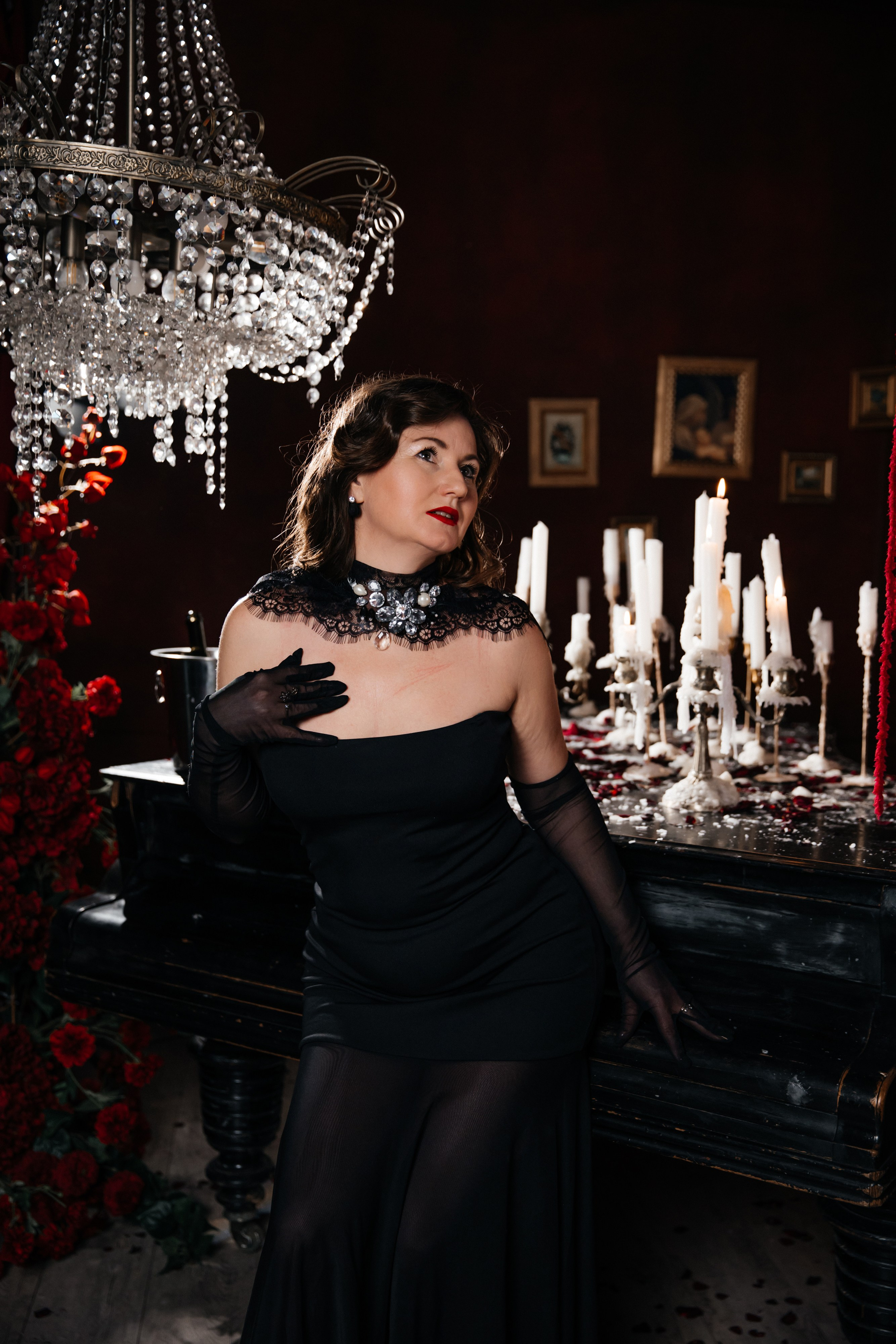 Рояль и цветы. Фотограф Крым, Севастополь