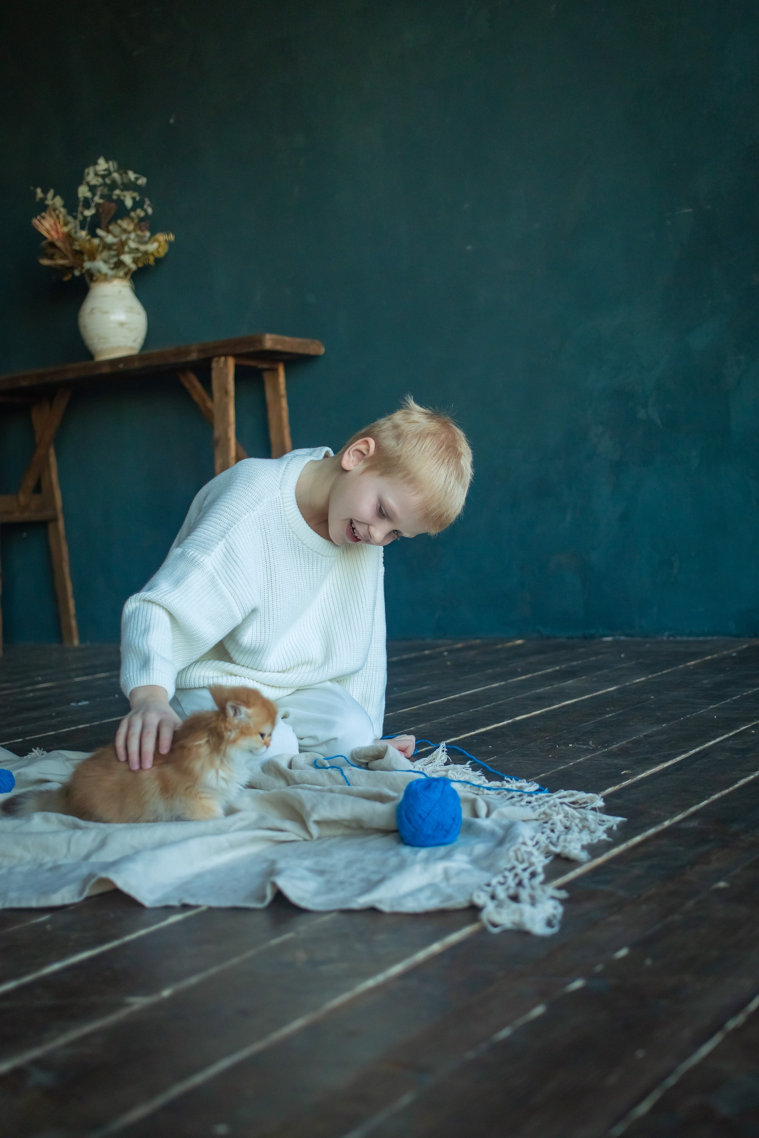 Детская фотосессия с котятками в студии в СПБ