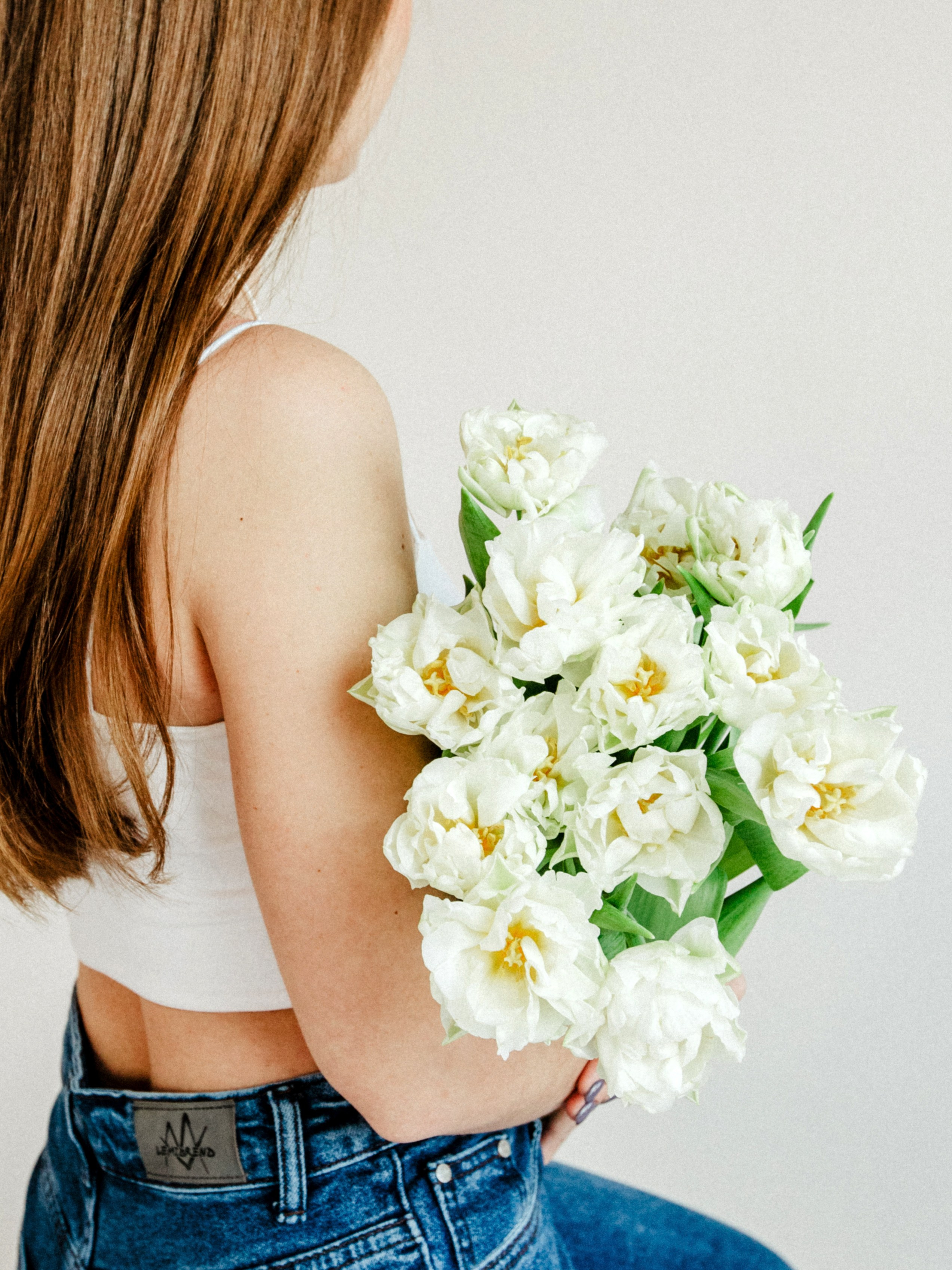 Алена в тюльпанах. Семейный и детский фотограф в  г. Екатеринбурге Холодова Юлия