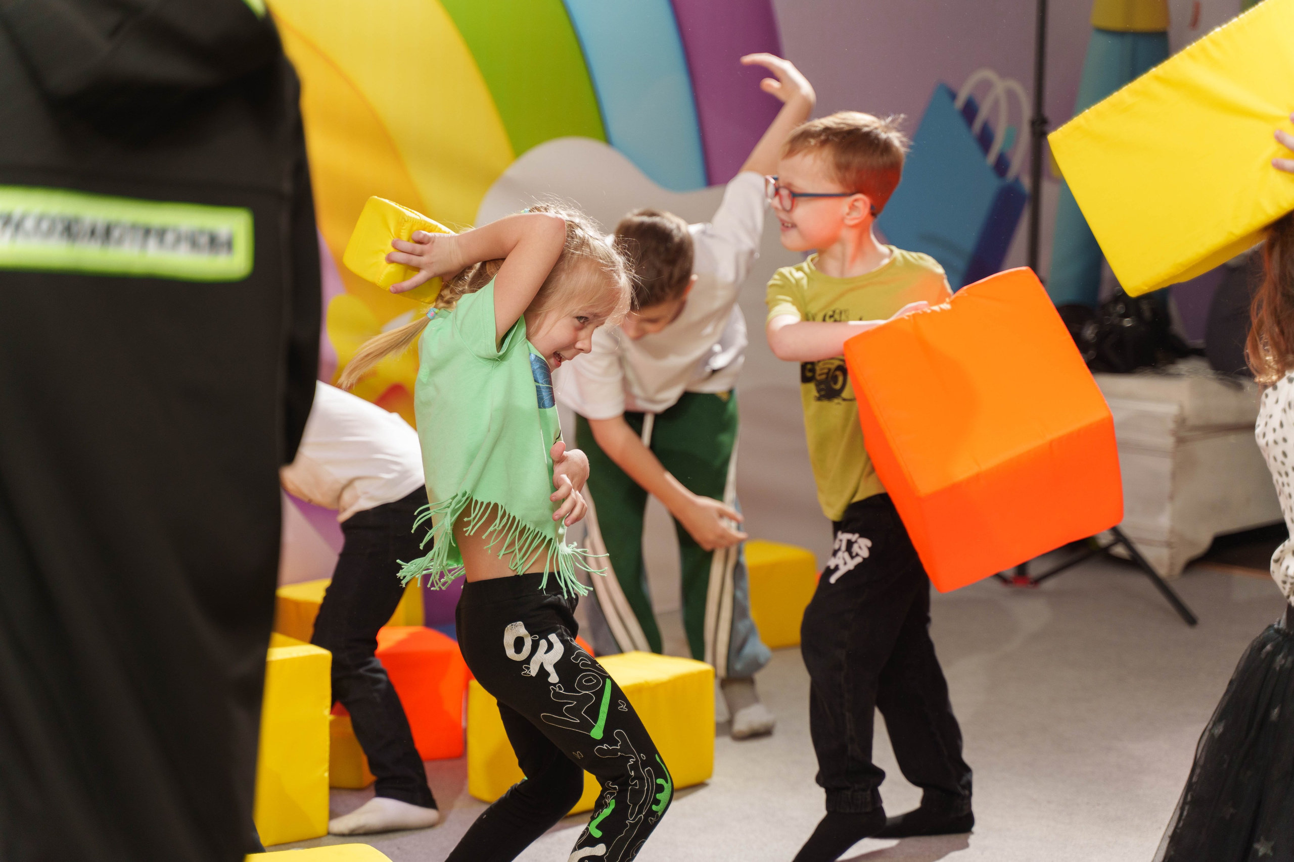 Фотограф на детские праздники. Свадебный и семейный фотограф в Новосибирске Данил Коротких