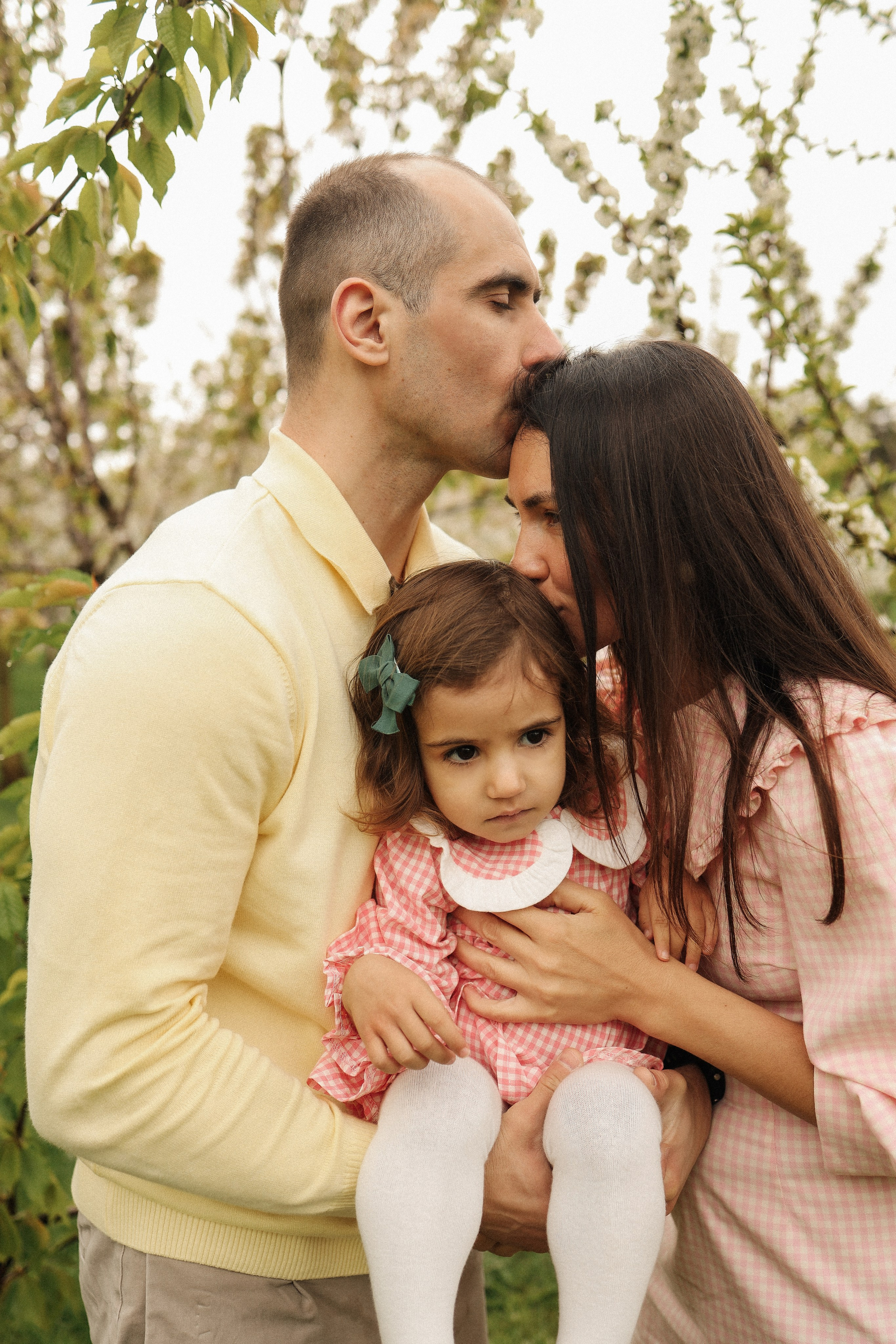 День рождения в цветущем саду. Семейный и lovestory фотограф в Москве Светлана Коняхина