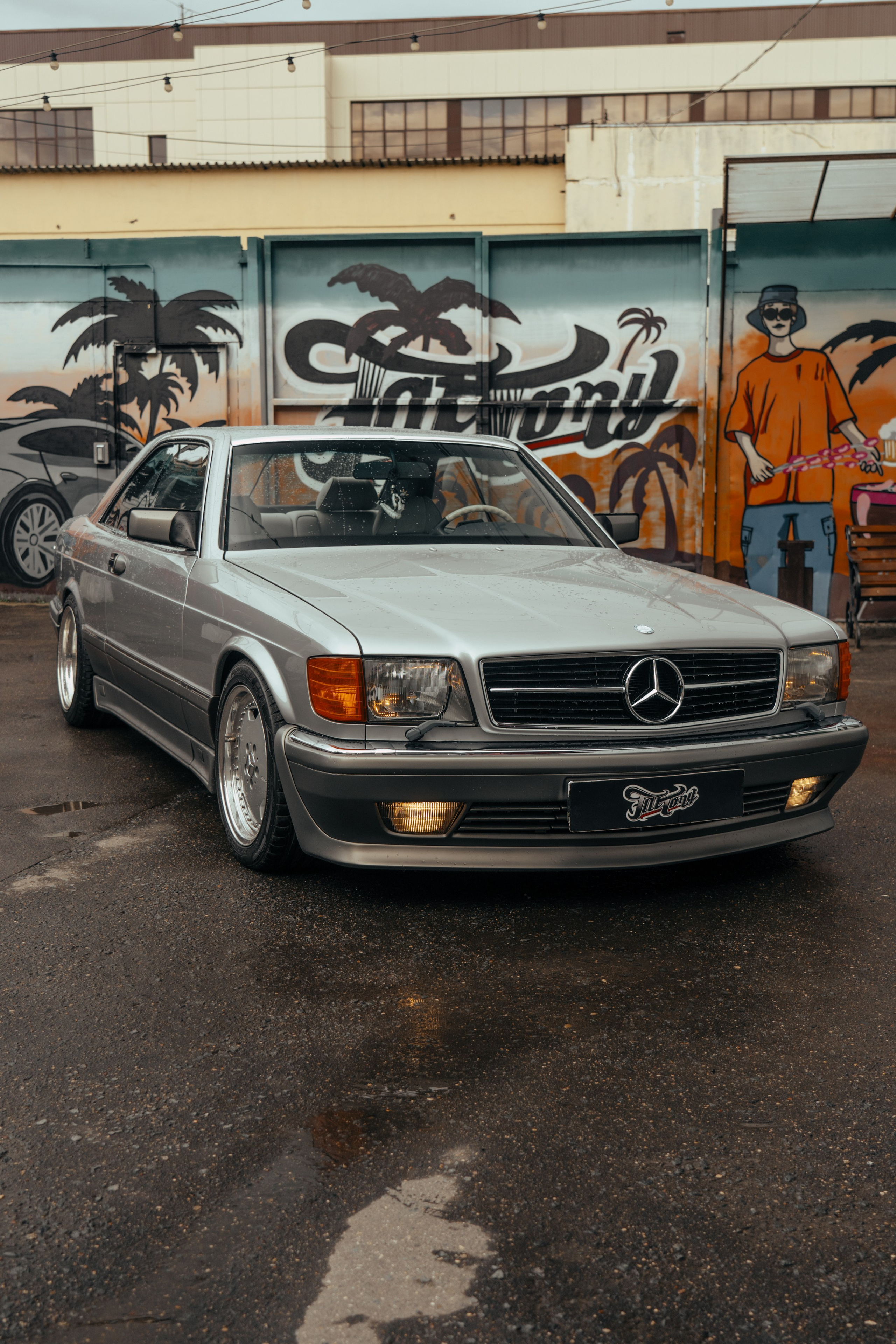 Mercedes SEC W126. DeLorein