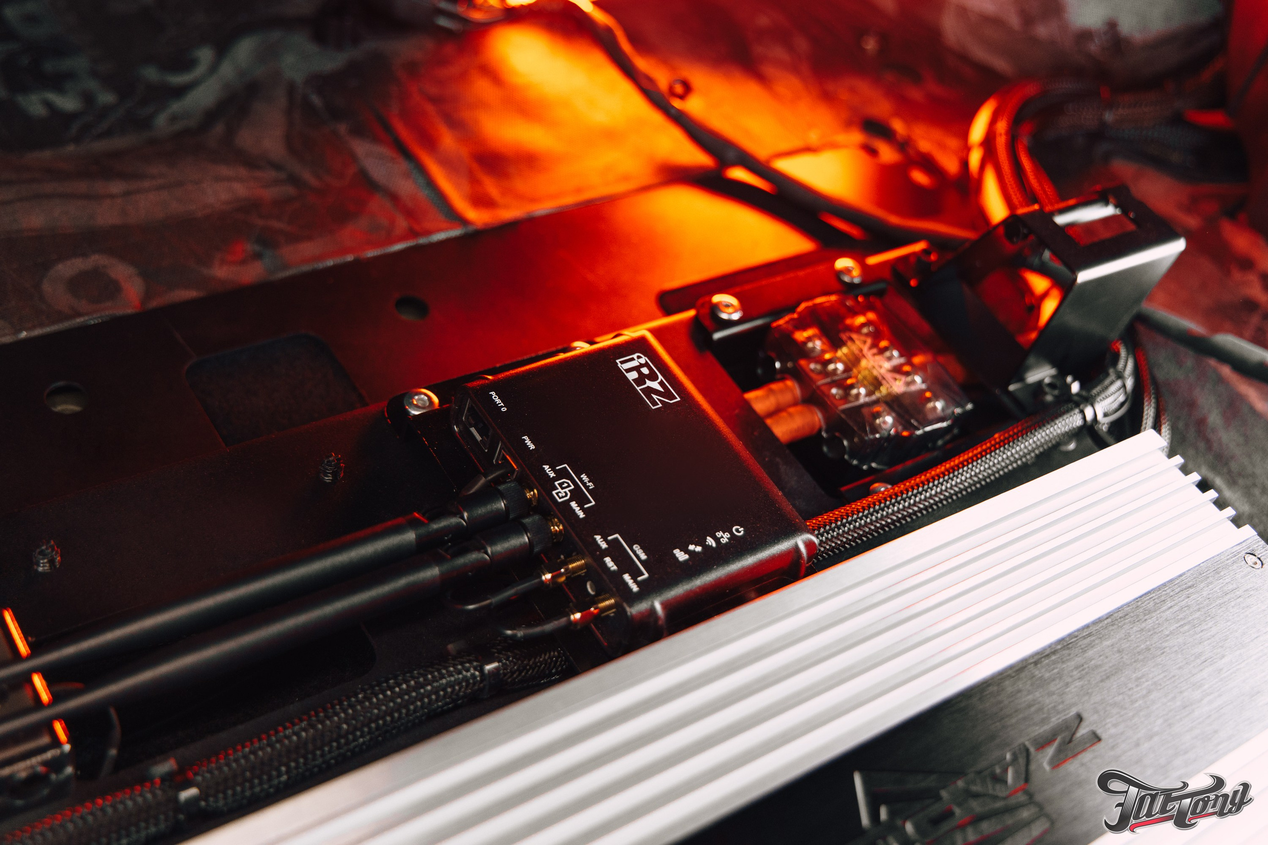 Cadillac Escalade V акустическая система. DeLorein