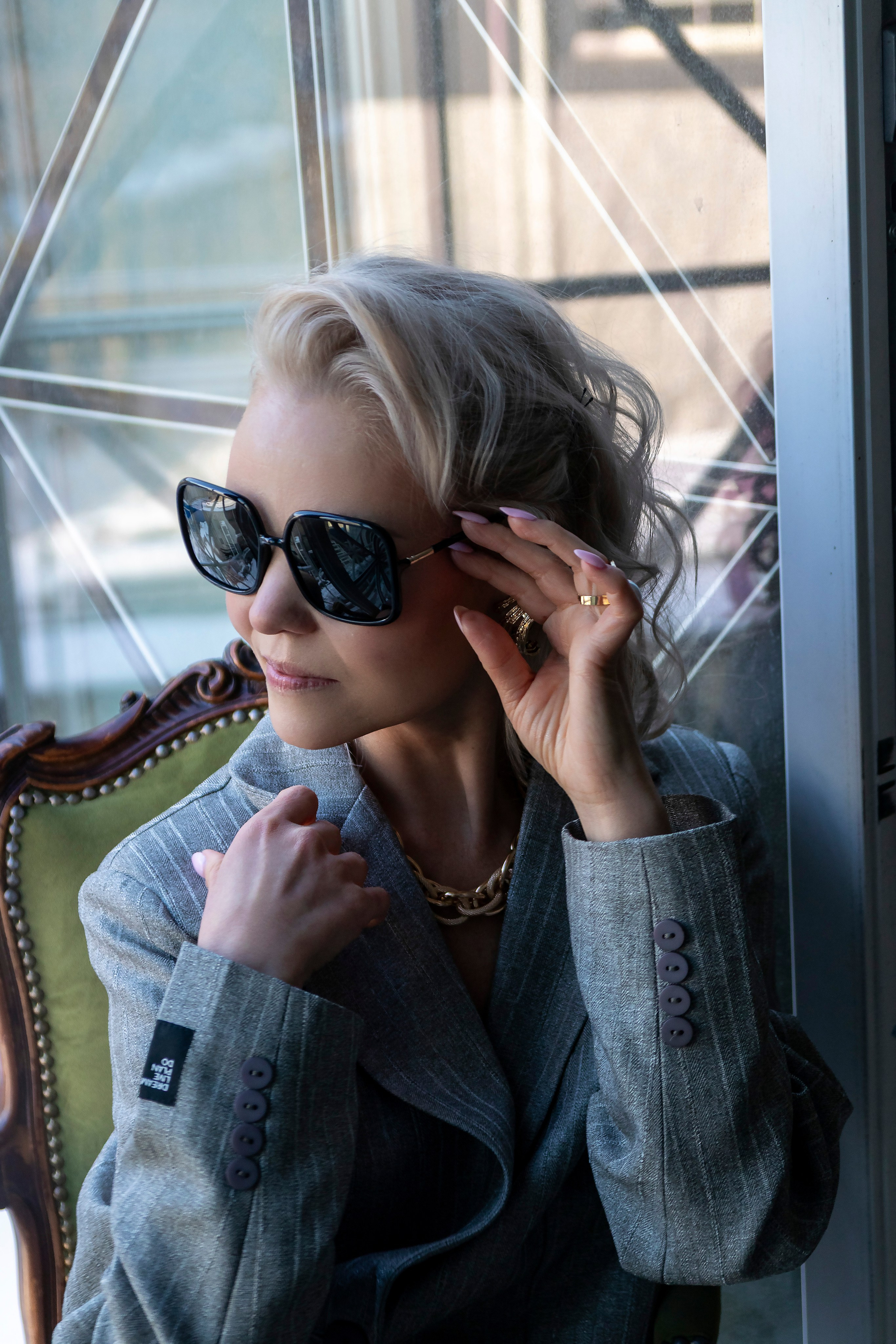 Студийная портретная съемка в журнальном стиле. Портретный фотограф в Санкт-Петербурге Савельева Ольга