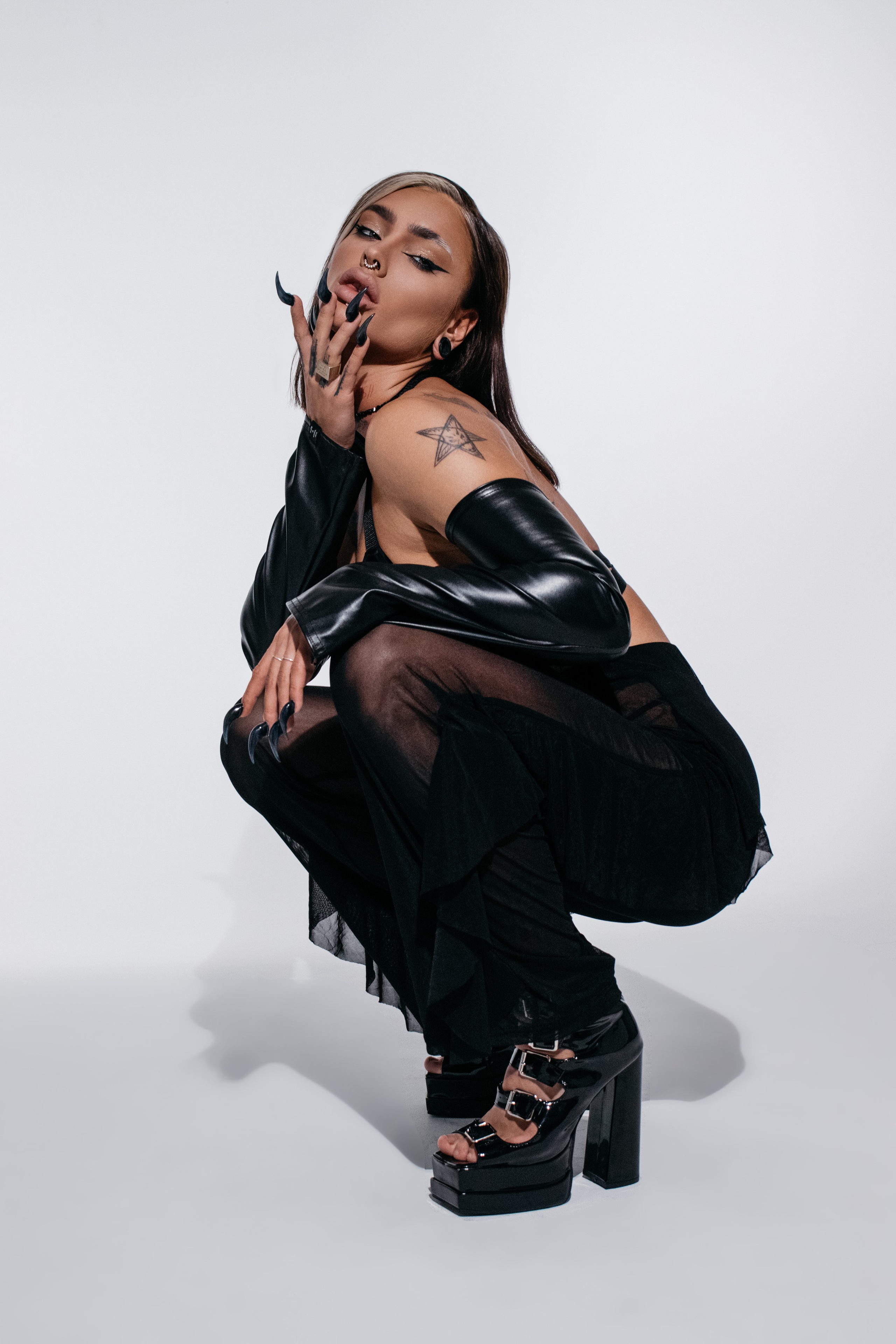 Фотограф в Москве, индивидуальные фотосессии Москва, съемки для маркетплейсов Москва, съемки мероприятий Москва, видеосъемка Москва, Фотограф Одинцово, индивидуальные фотосессии Одинцово, съемки для маркетплейсов Одинцово, съемки мероприятий Одинцово, видеосъемка Одинцово