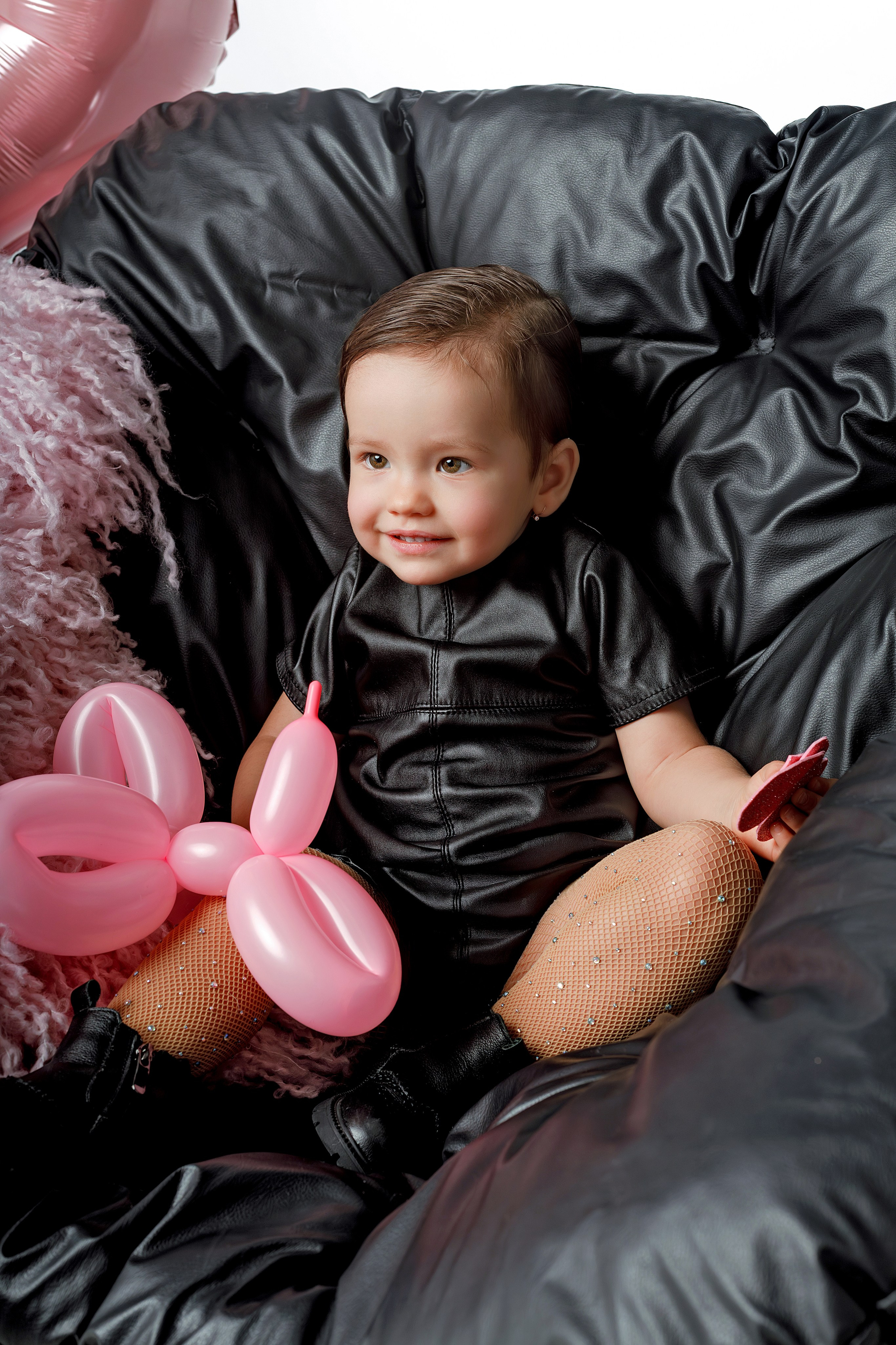 Детская фотосессия на 2 годика в Сочи. Детский студийный фотограф Сочи