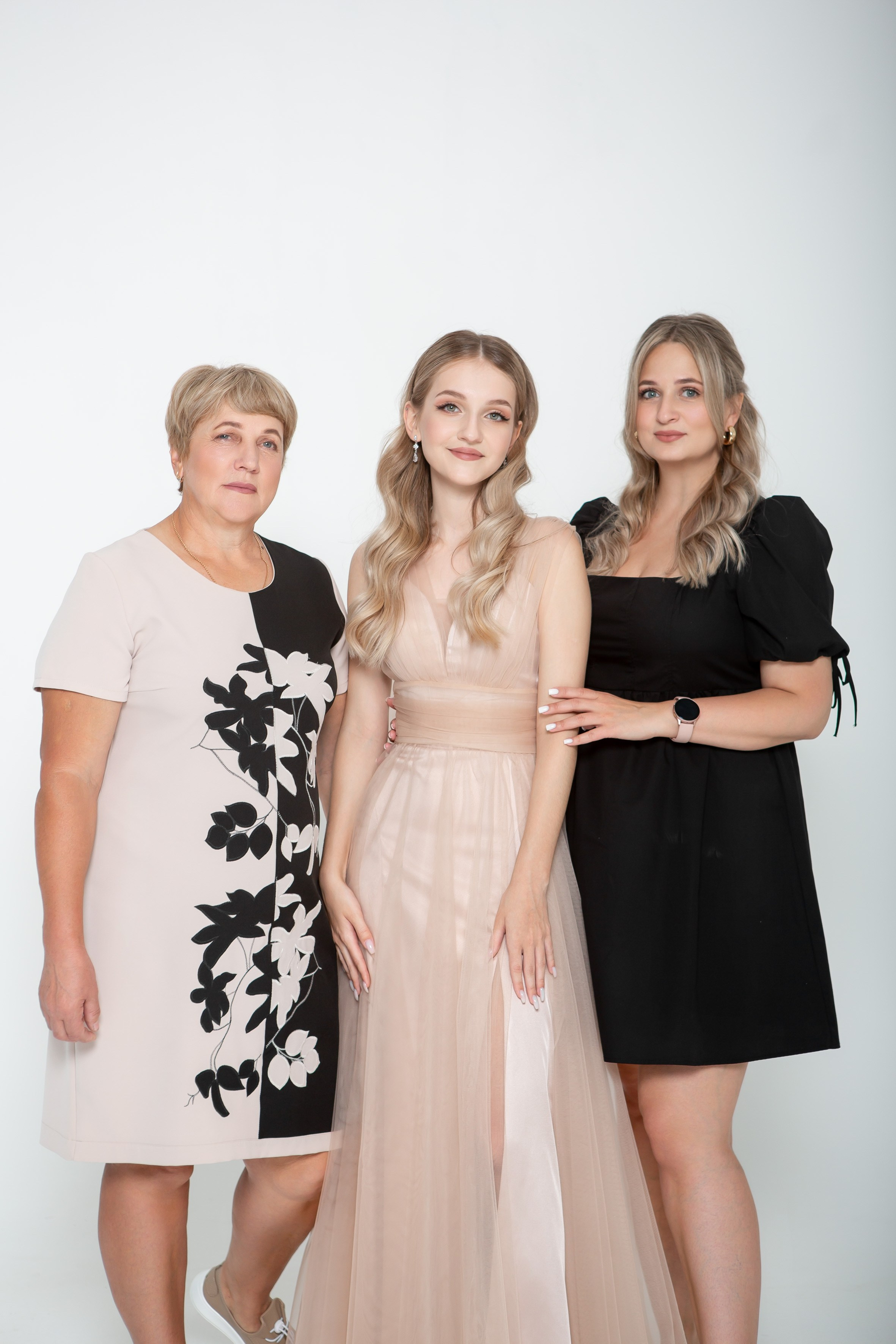 Выпускной девушки. Фотографии её и членов семьи. Свадебный и портретный Фотограф в Липецке Дмитрий Котюков