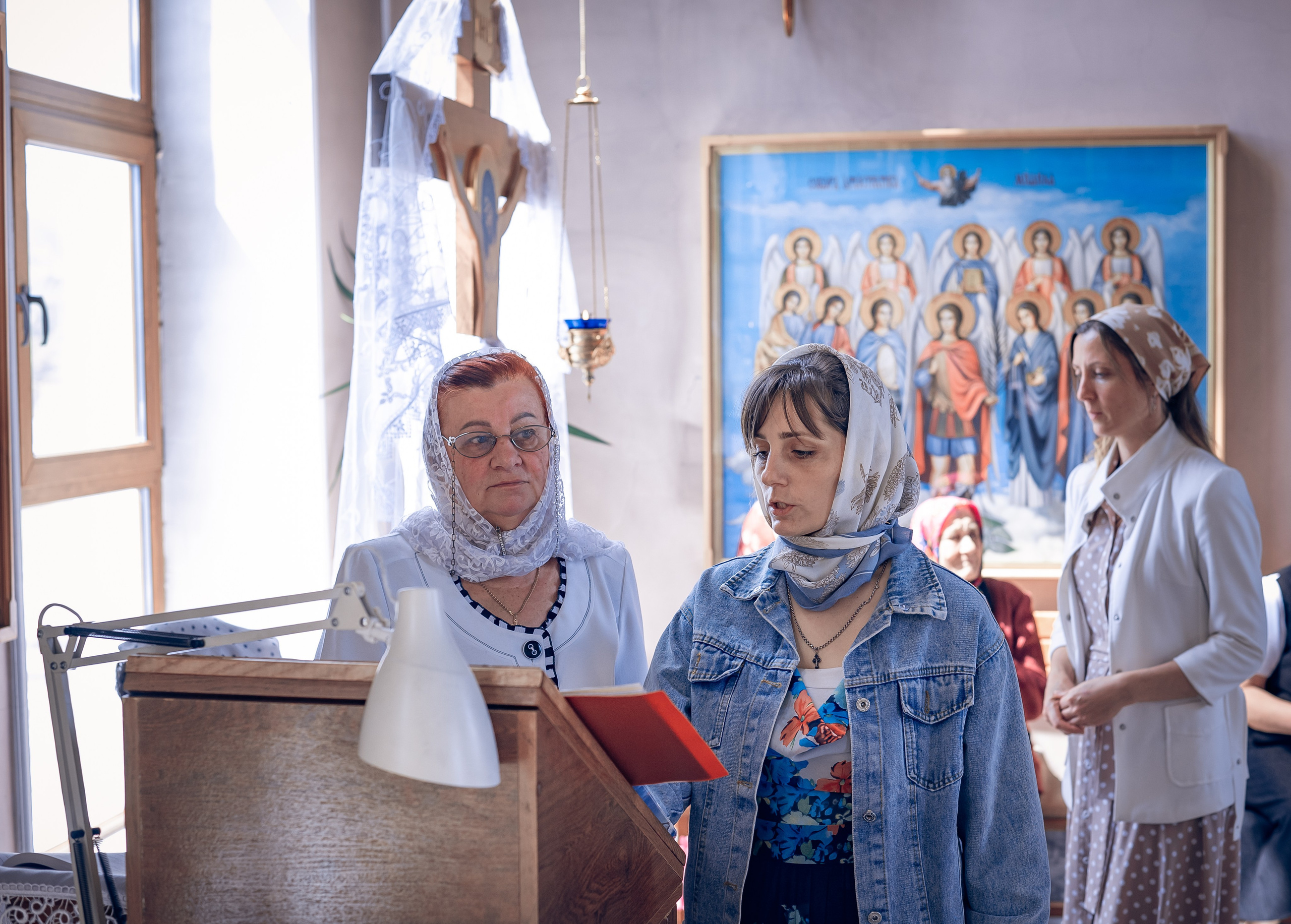 Воскресная служба в Рождественско-Николаевском храме. Фотографы крещения/венчания  Красноярск Татьяна и Вячеслав Переваловы
