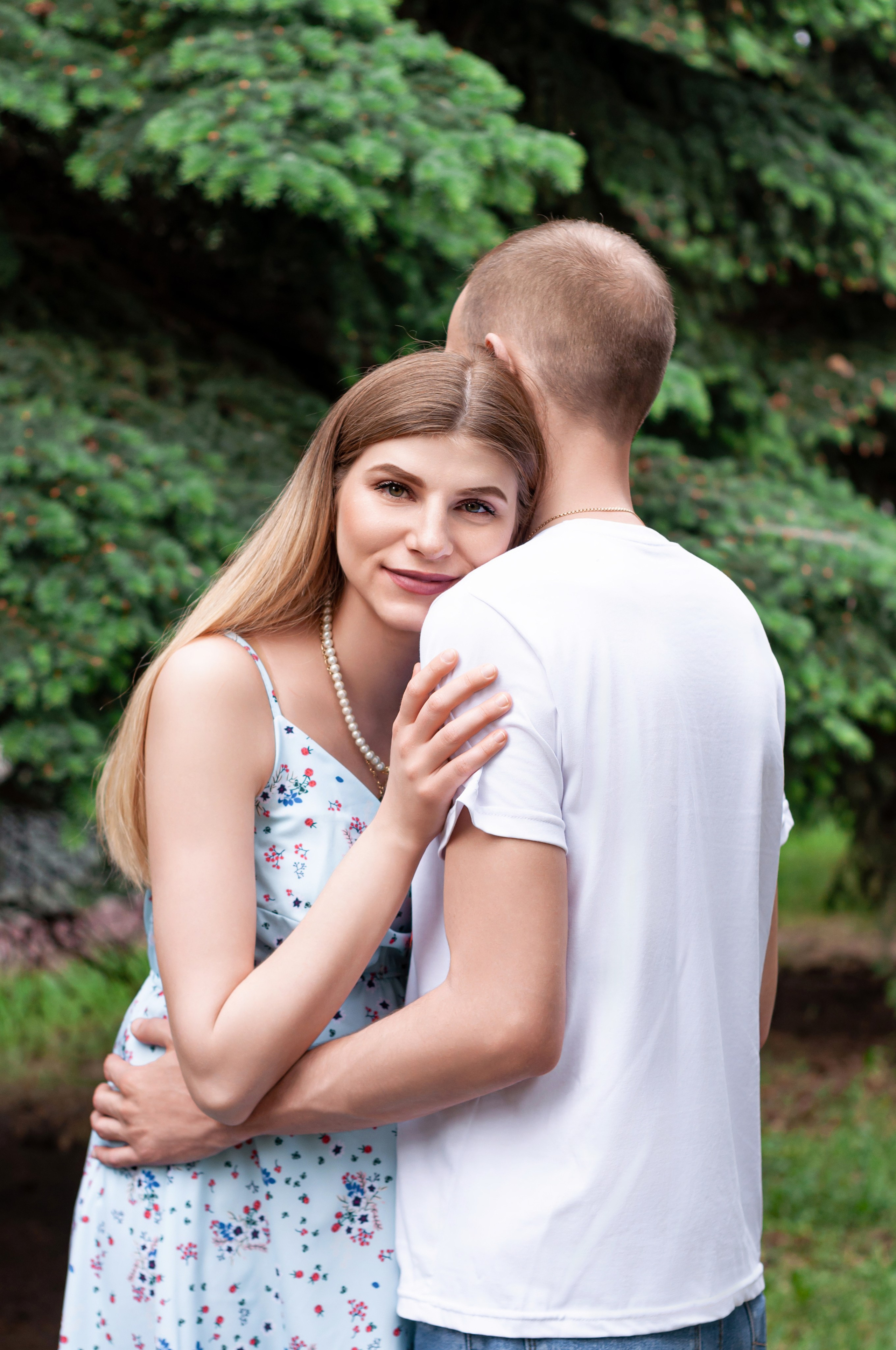Марина и Никита, а парке. Семейный и свадебный фотограф Галина Абакумова, фотосессии в Белгороде