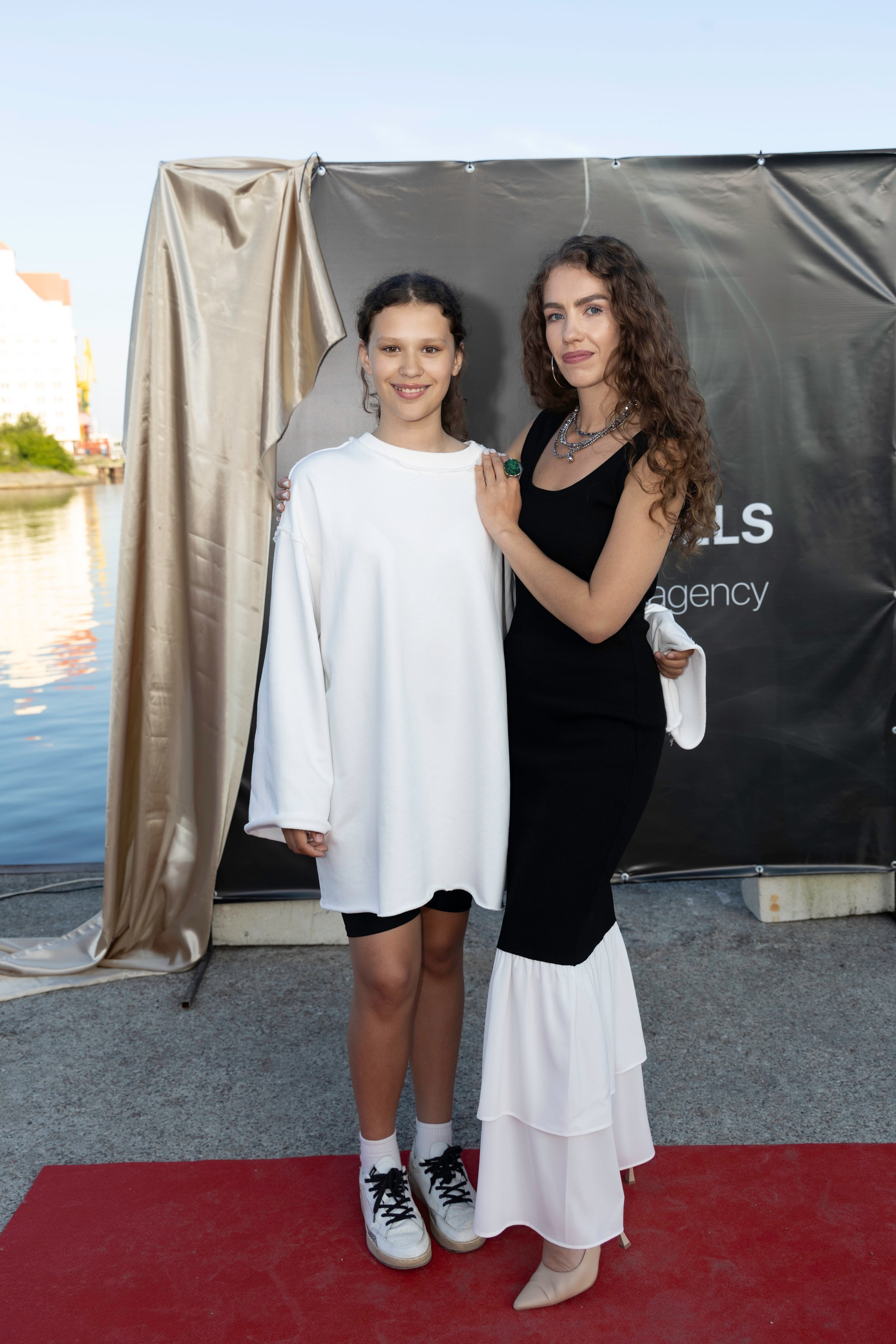 Открытие «FISUN | MIRAM Brand». Olya Posnimay