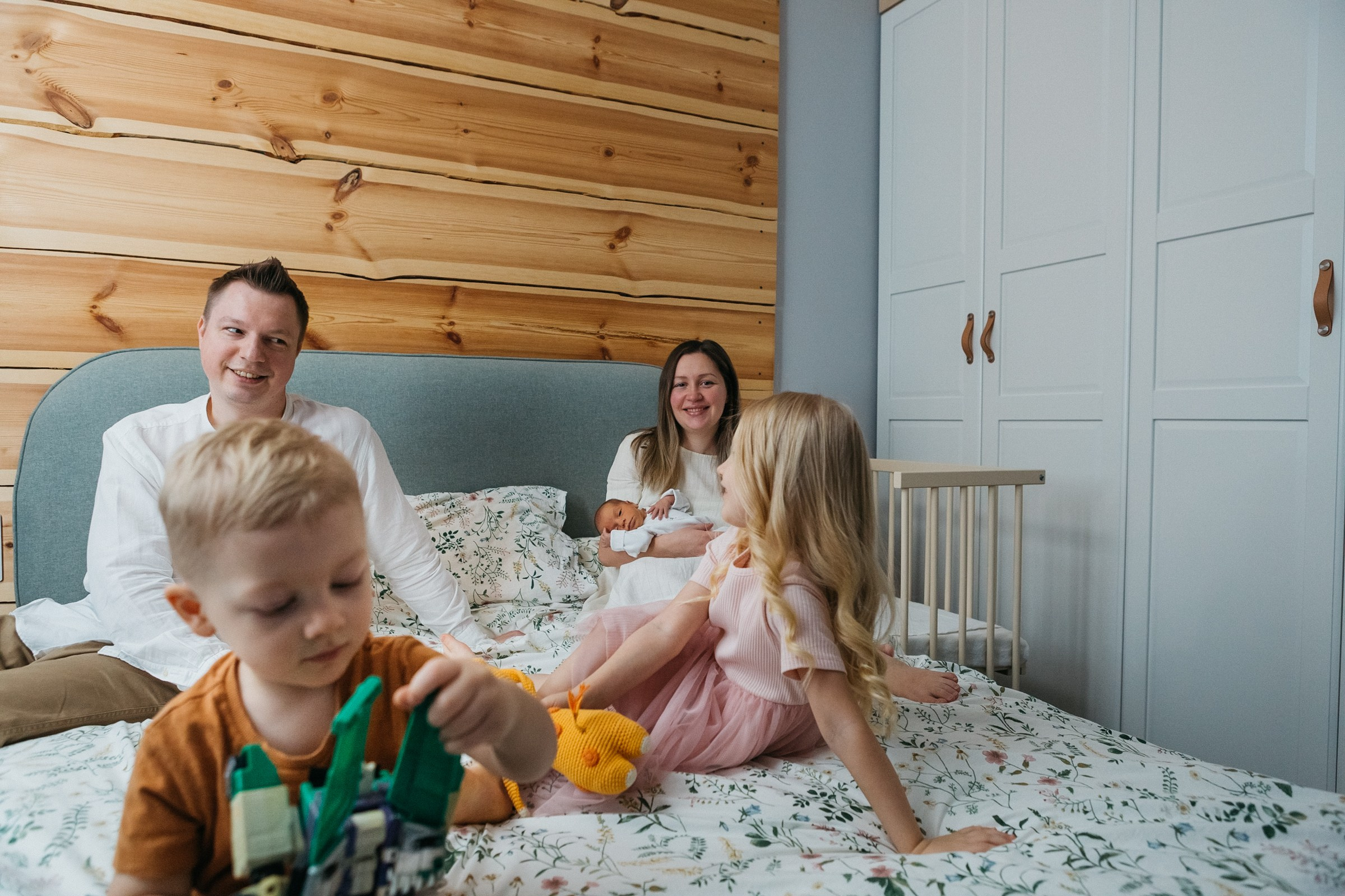 Никита, Оля, Кира, Мирослав, Добрыня. Семейный и портретный фотограф в Санкт-Петербурге