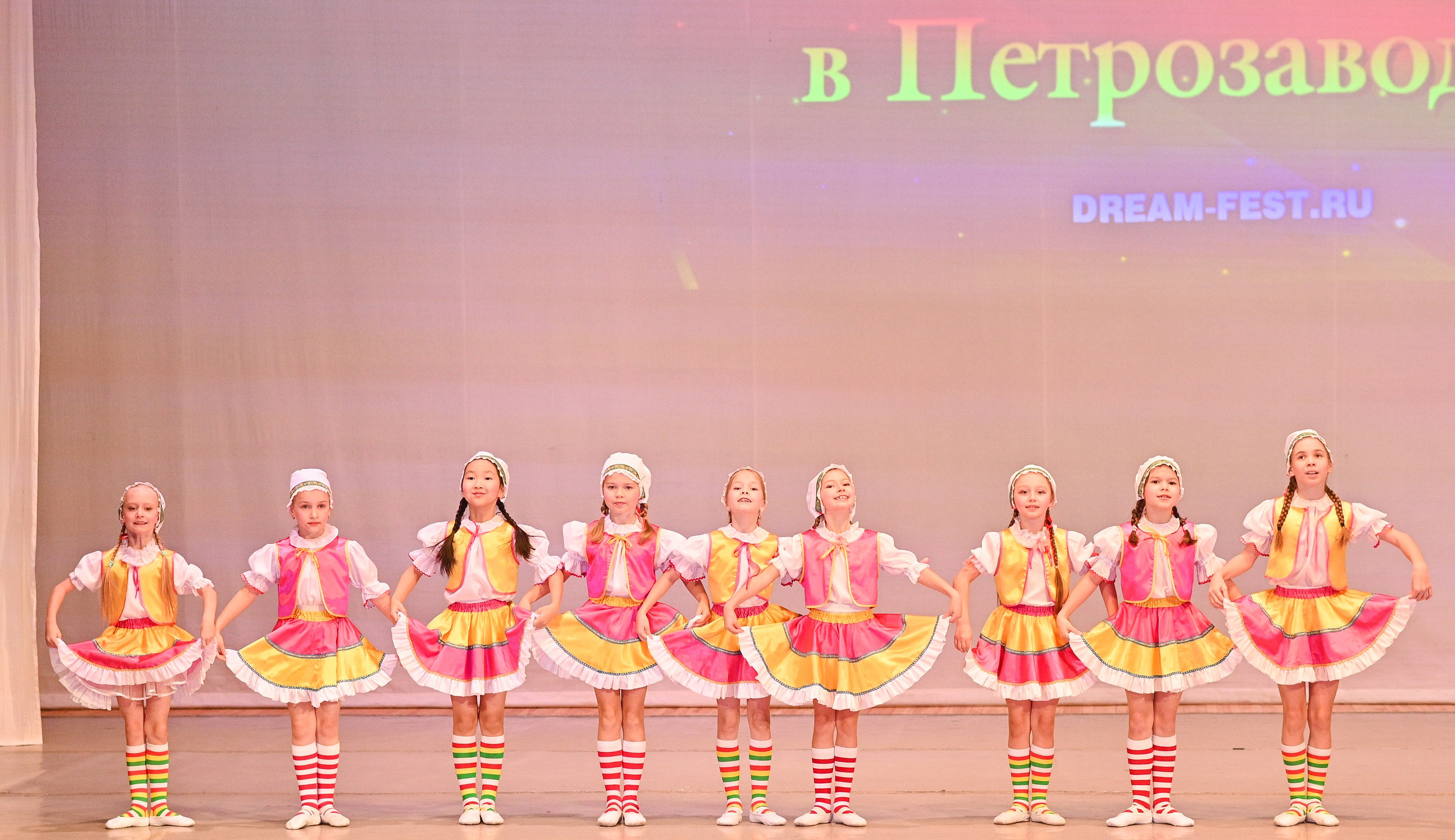 30.11.2024 Фестивальное движение «Шаг к мечте» г. Петрозаводск. Медиастудия Фото Концепт