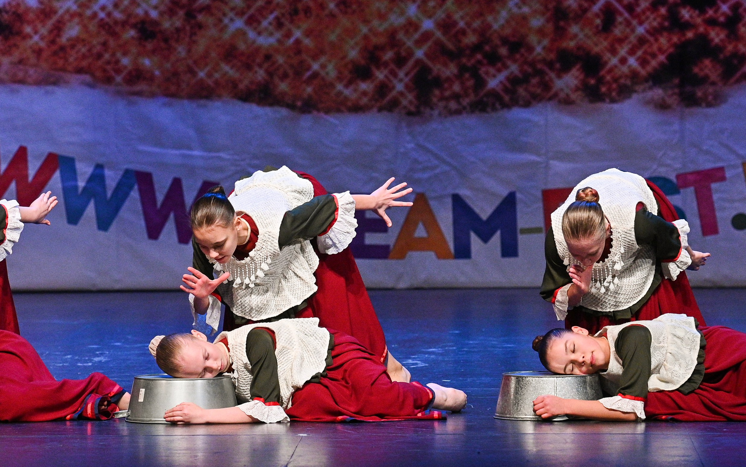 14.11.2024 «Новогодний Звездопад Талантов» Фестивальное движение «Шаг к мечте» г. Москва. Медиастудия Фото Концепт