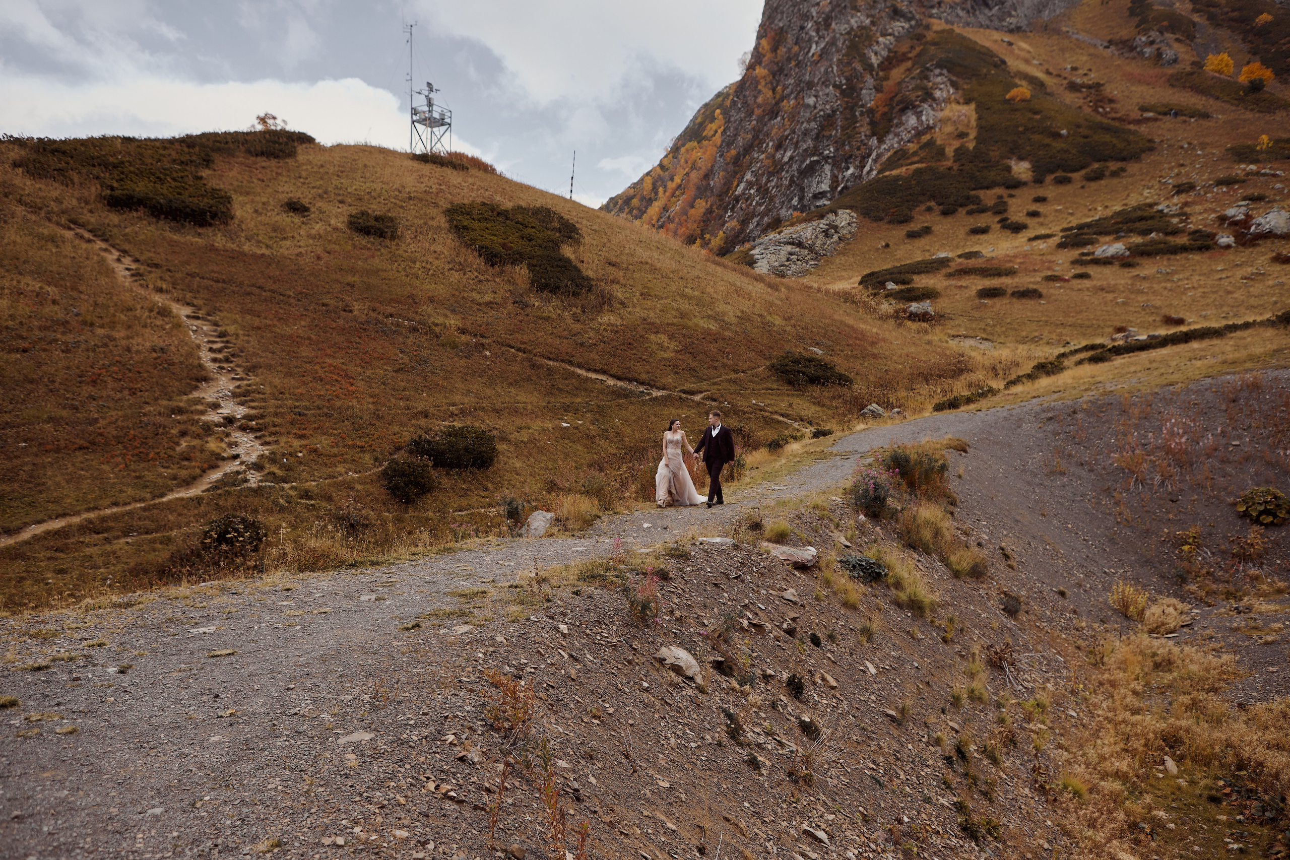 Свадебная фотосессия в горах. Свадебный и семейный фотограф в Сочи-Красной поляне Ларионова Анна