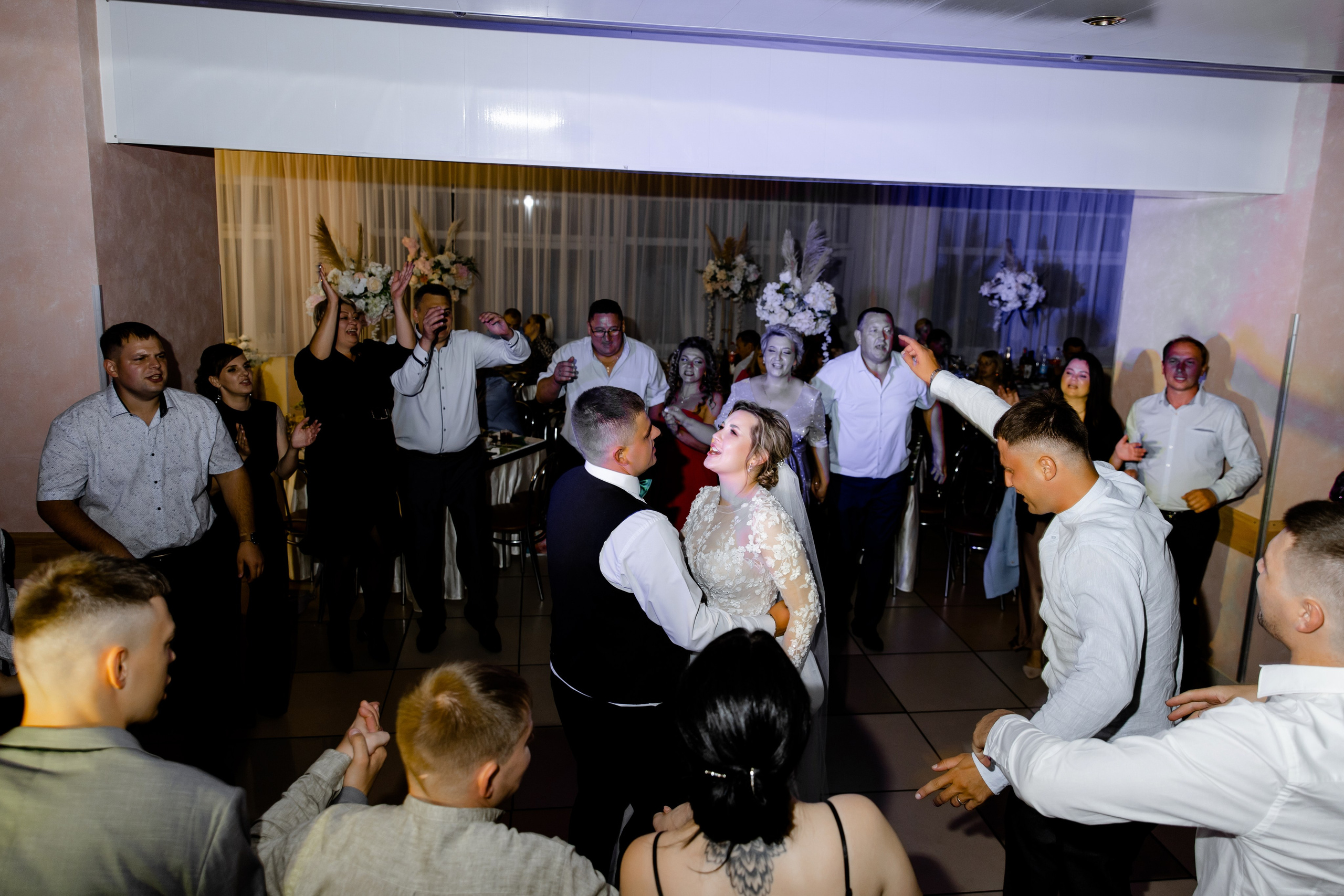 Свадебный день Максима и Вики. Свадебный фотограф Анна Бабахина