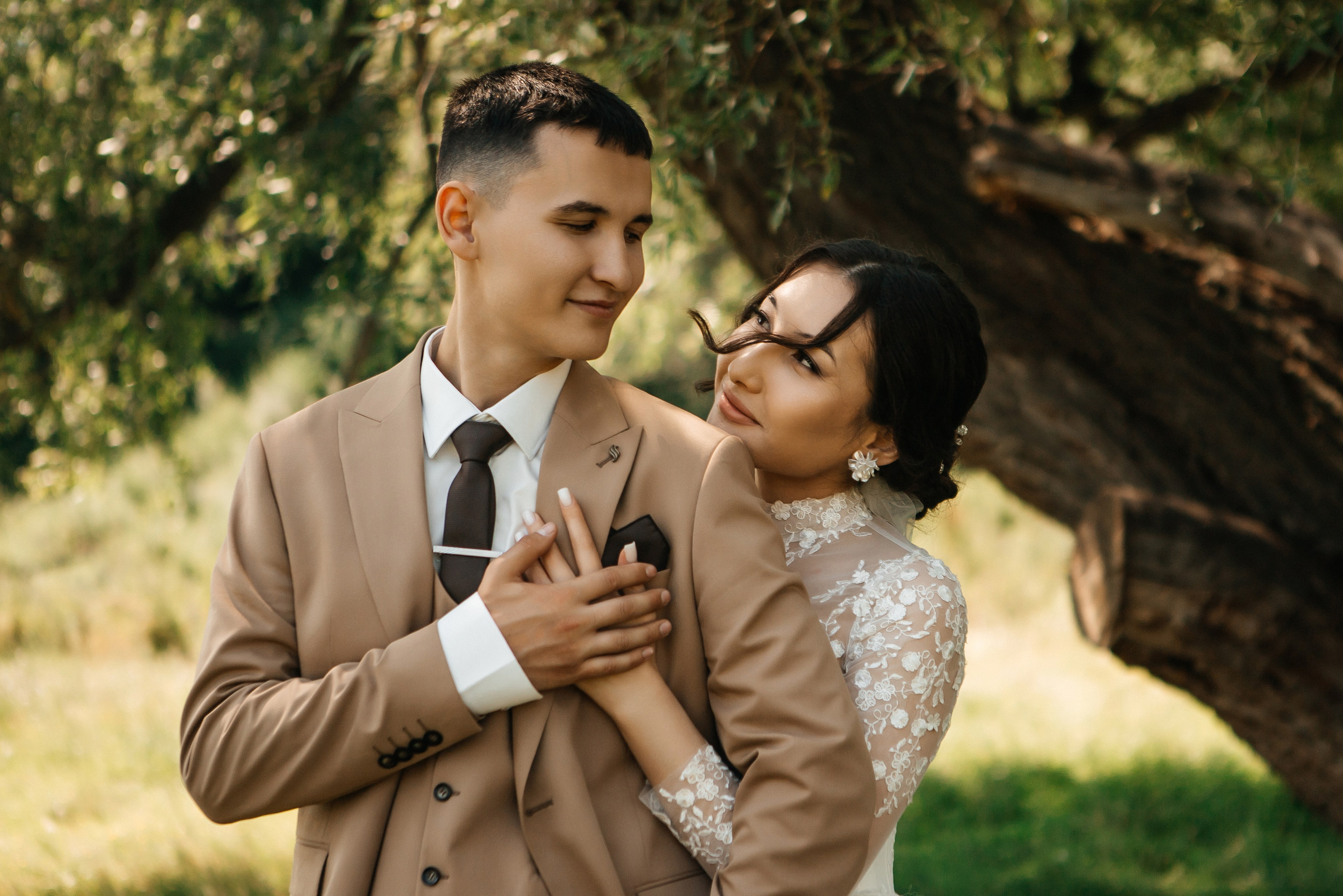 Свадьба в Динопарке. Свадебный фотограф Виктория Чуйко Магнитогорск. Визуал для бизнеса