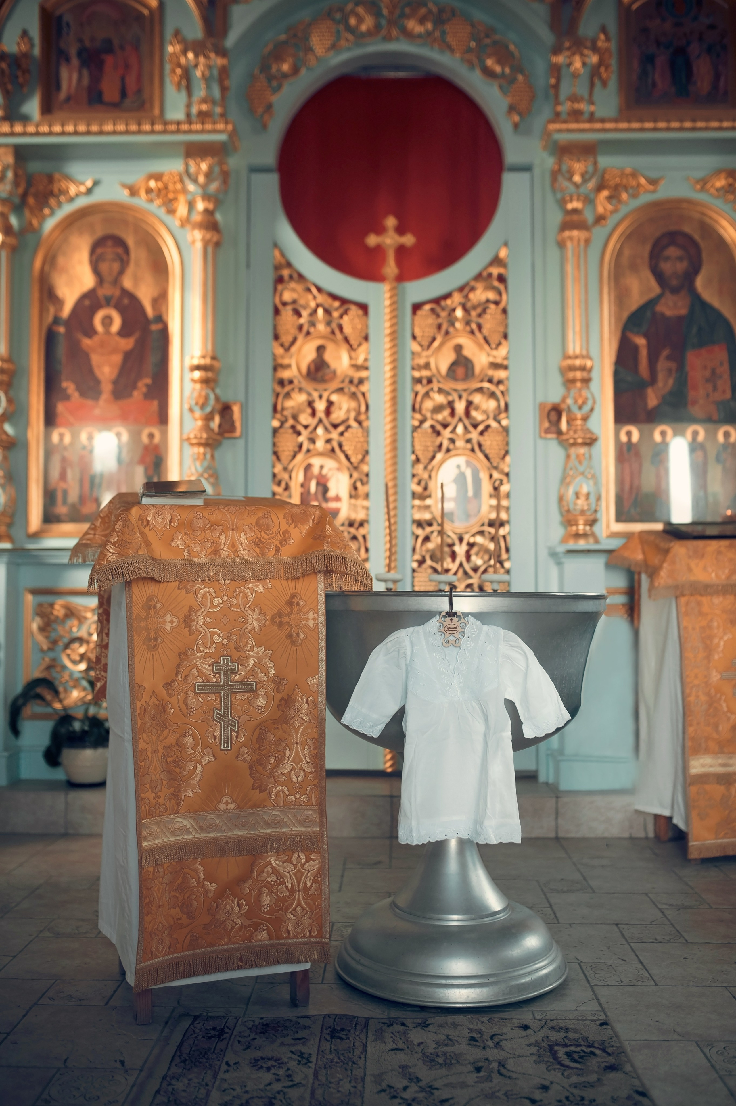 Таинство Крещения Крестовоздвиженский храм. Семейный фотограф Олеся Батурина Рязань
