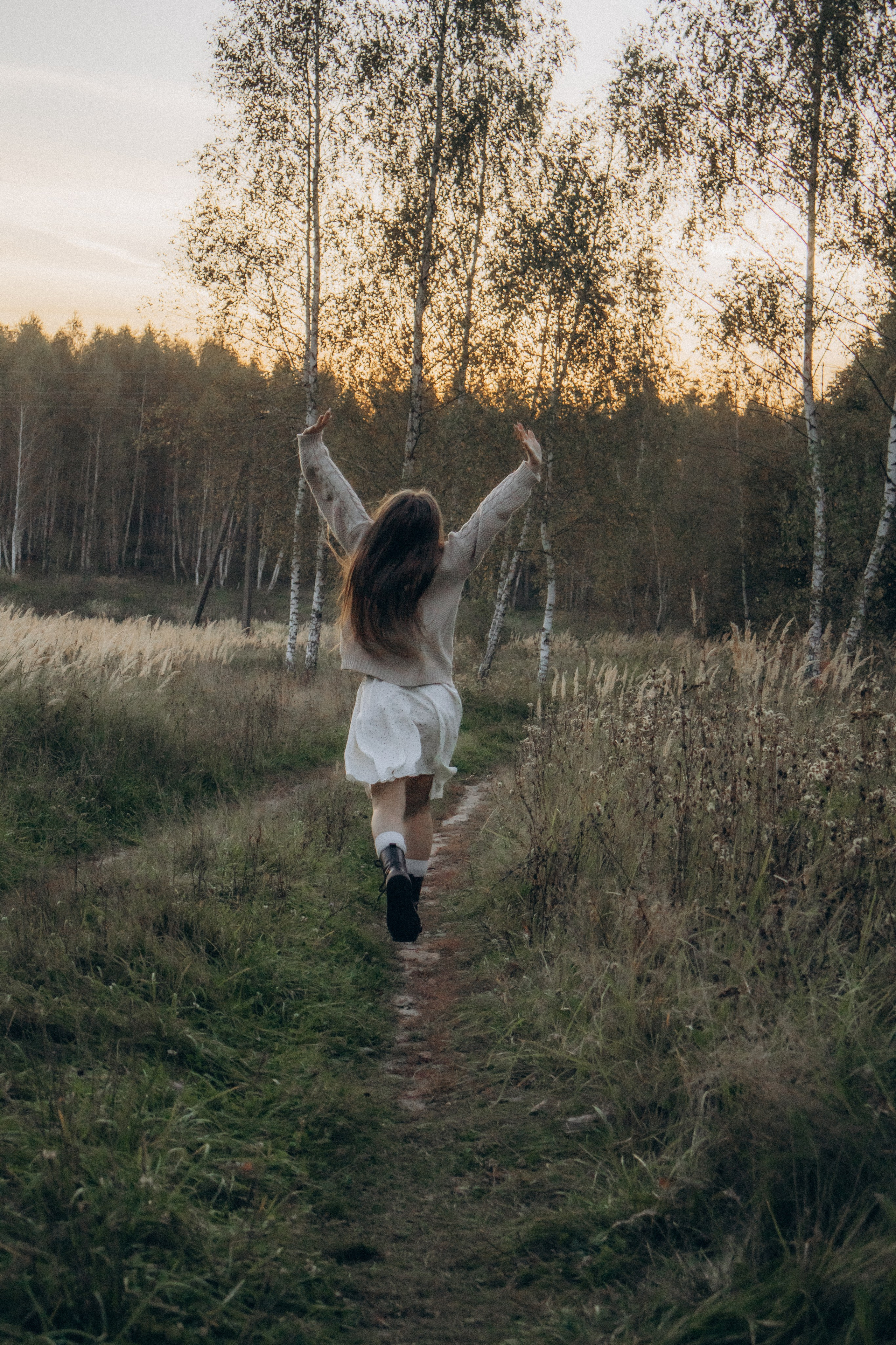 Юля. Осенняя фотосессия в поле. Юлия Левада Семейный и женский фотограф