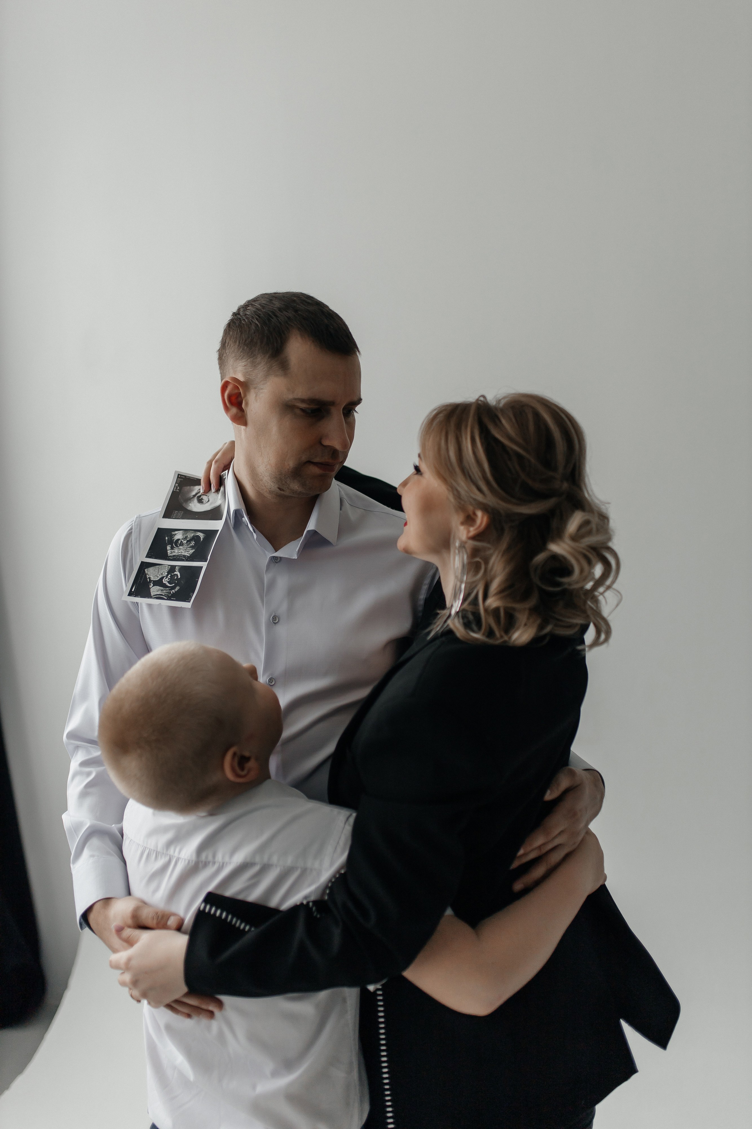 Лиза и семья. Семейный фотограф Губкин/Старый Оскол