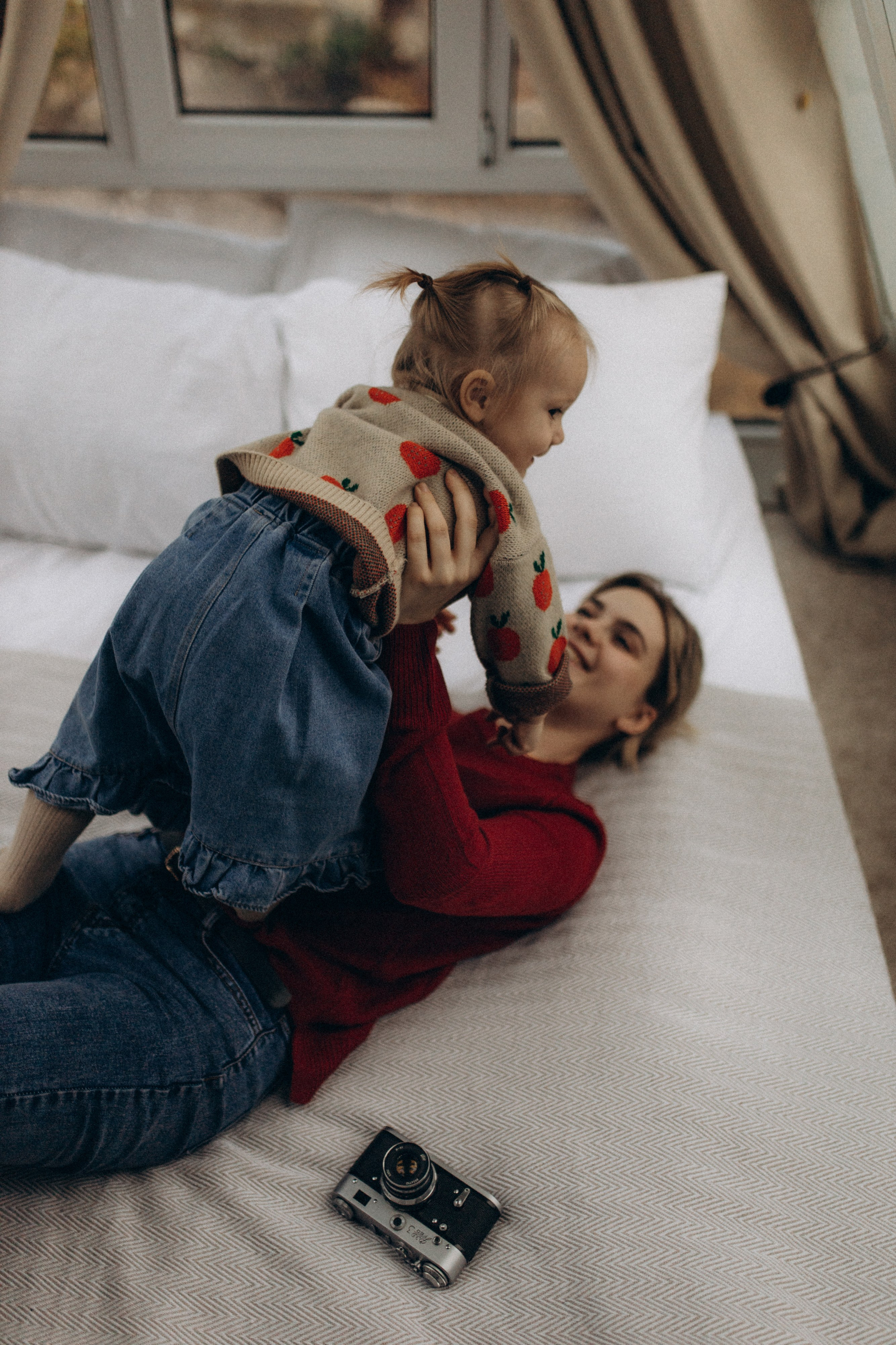 Алиса и мама. Семейный фотограф Губкин/Старый Оскол