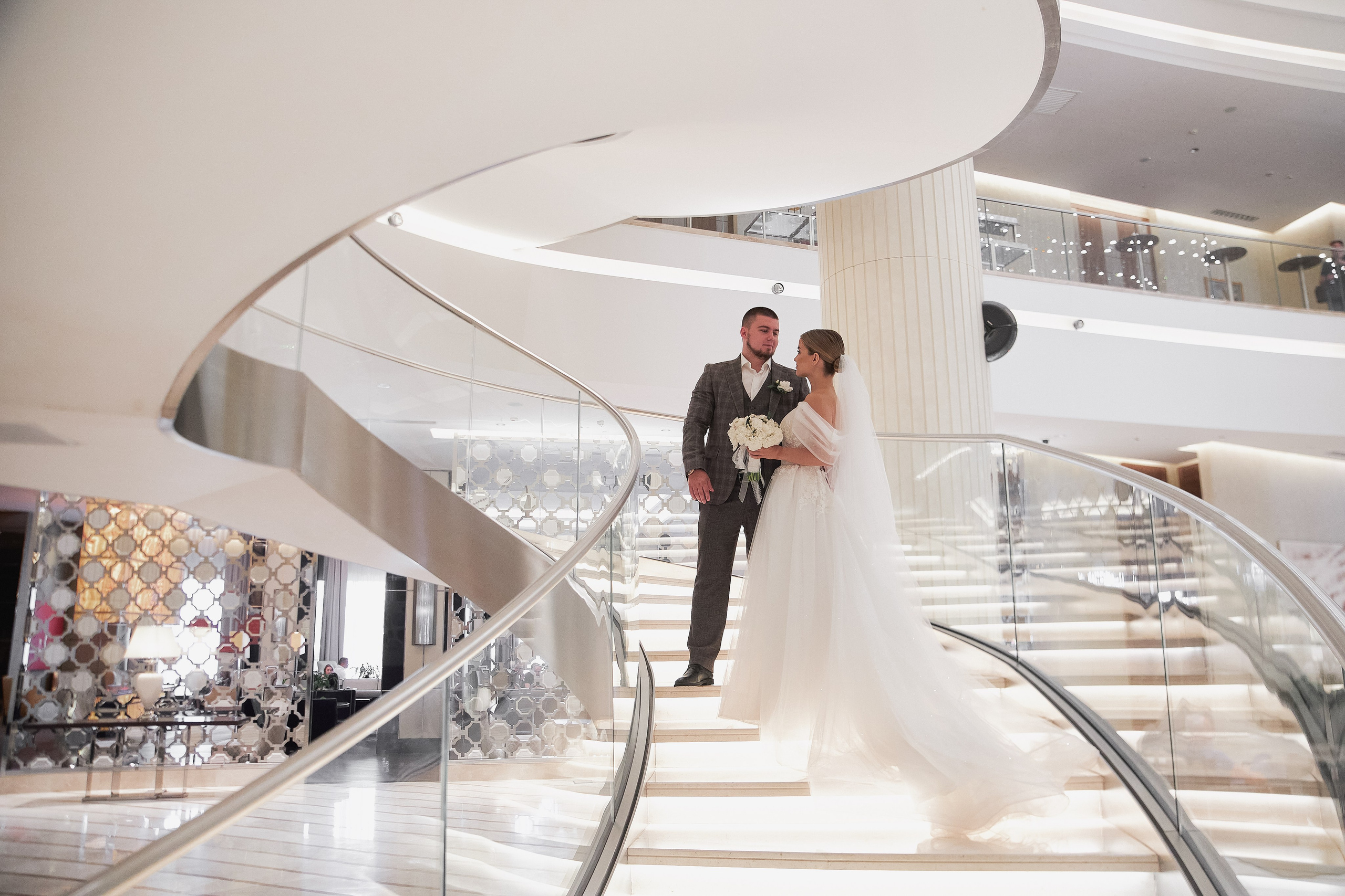 Свадебная фотосессия в Hyatt Regency Moscow