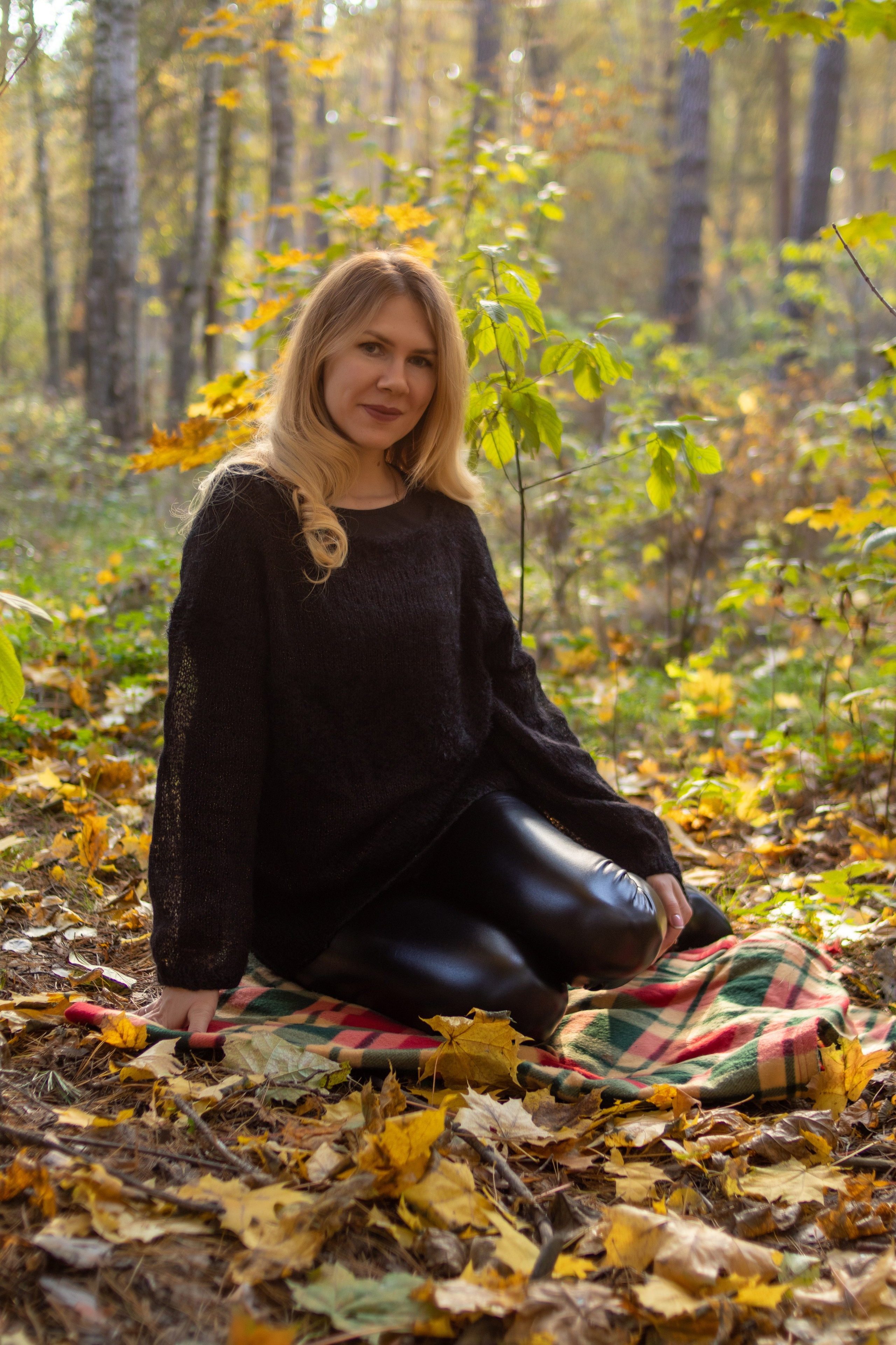 Любовь на стадионе Спартак октябрь 2021. Фотограф в Серпухове Наталья Руденко