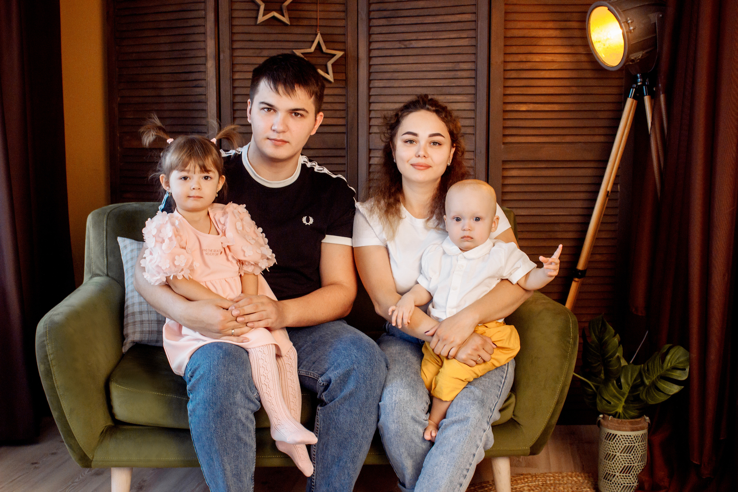 Мирон — 1 годик. «Вперед — к новым свершениям!». Виктория Ларина — Портретный профессиональный фотограф в Иркутске