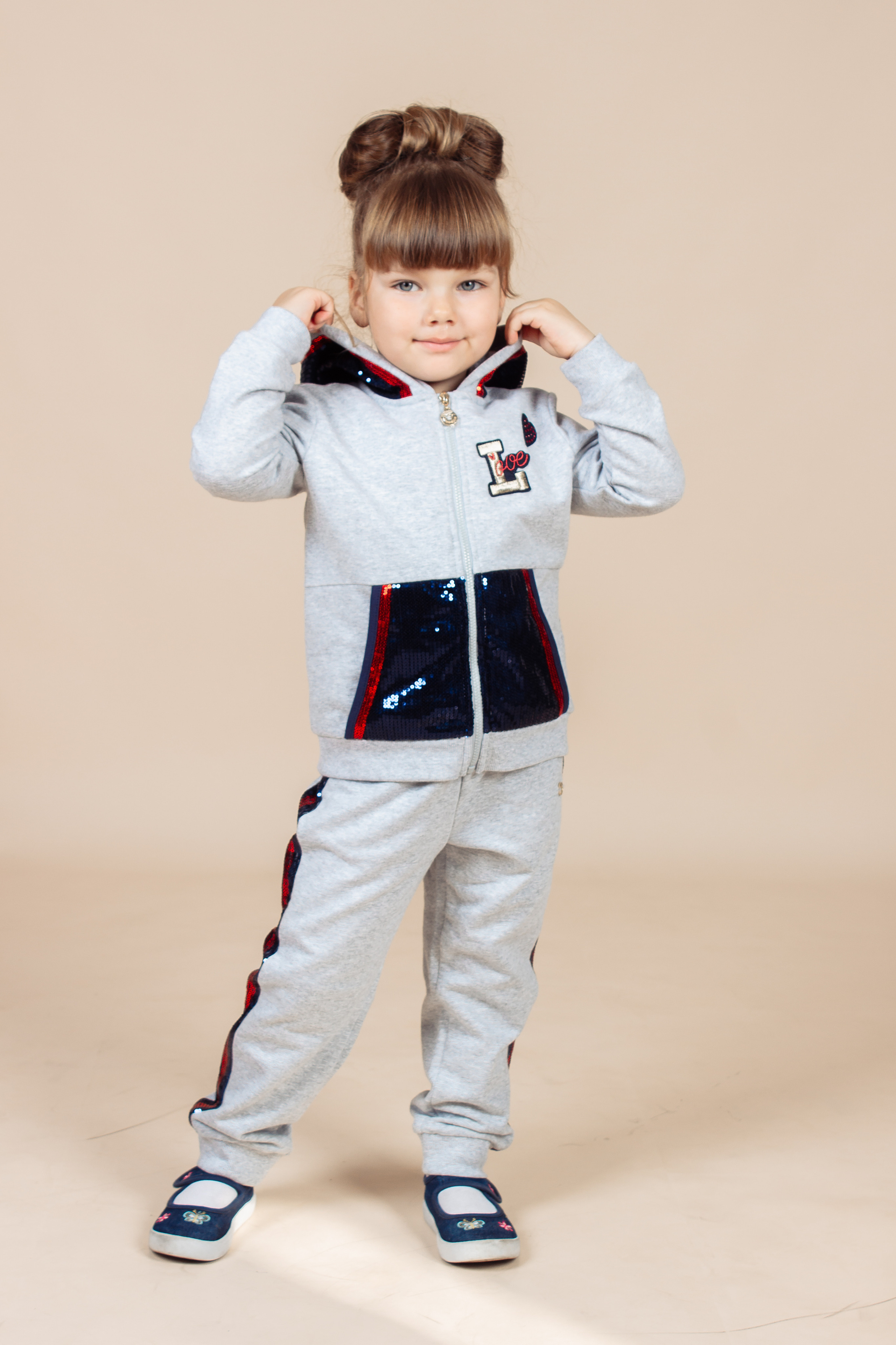 Лукбук. Совместно с Модельной школой и магазином Orby. Виктория Ларина — Портретный профессиональный фотограф в Иркутске