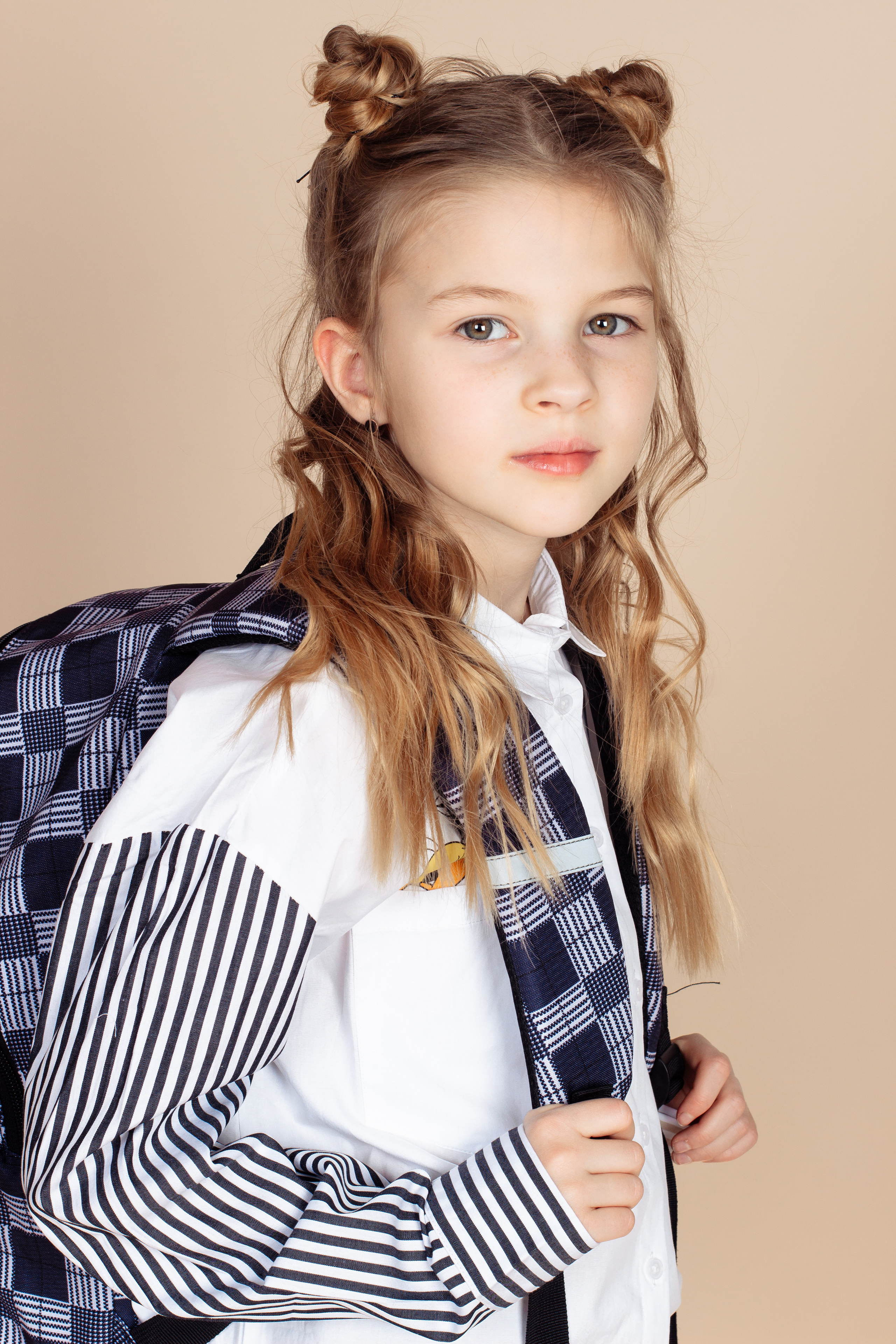 Лукбук. Совместно с Модельной школой и магазином Orby. Виктория Ларина — Портретный профессиональный фотограф в Иркутске