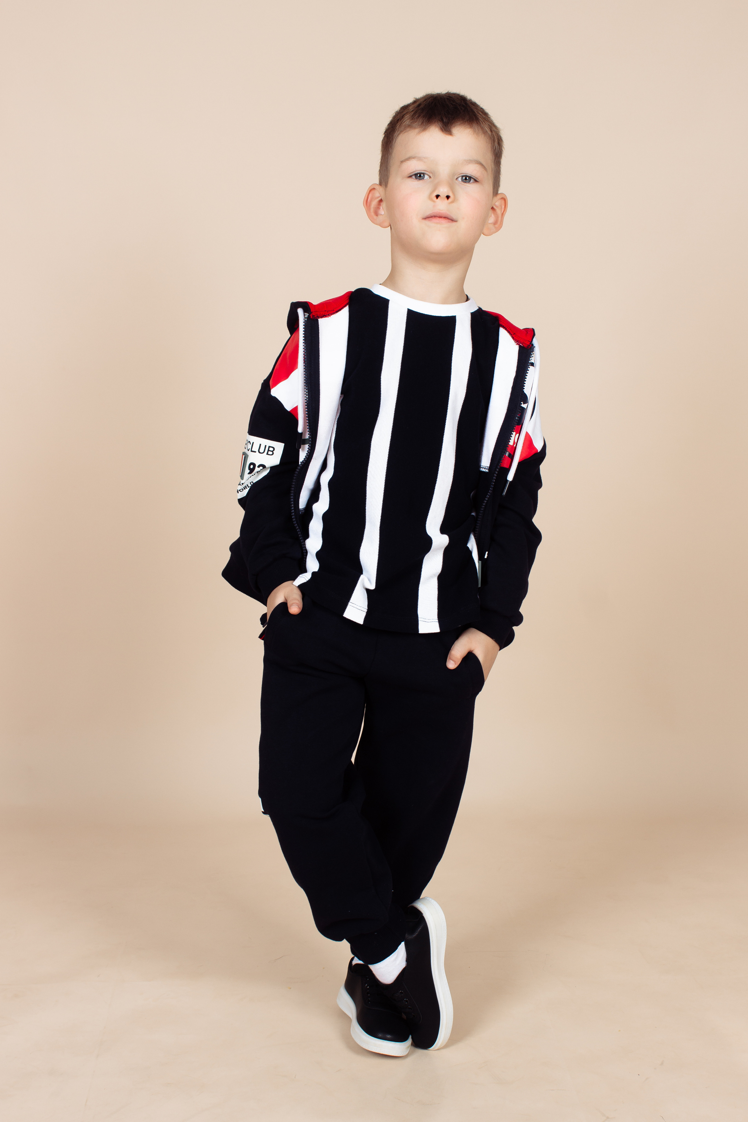 Лукбук. Совместно с Модельной школой и магазином Orby. Виктория Ларина — Портретный профессиональный фотограф в Иркутске