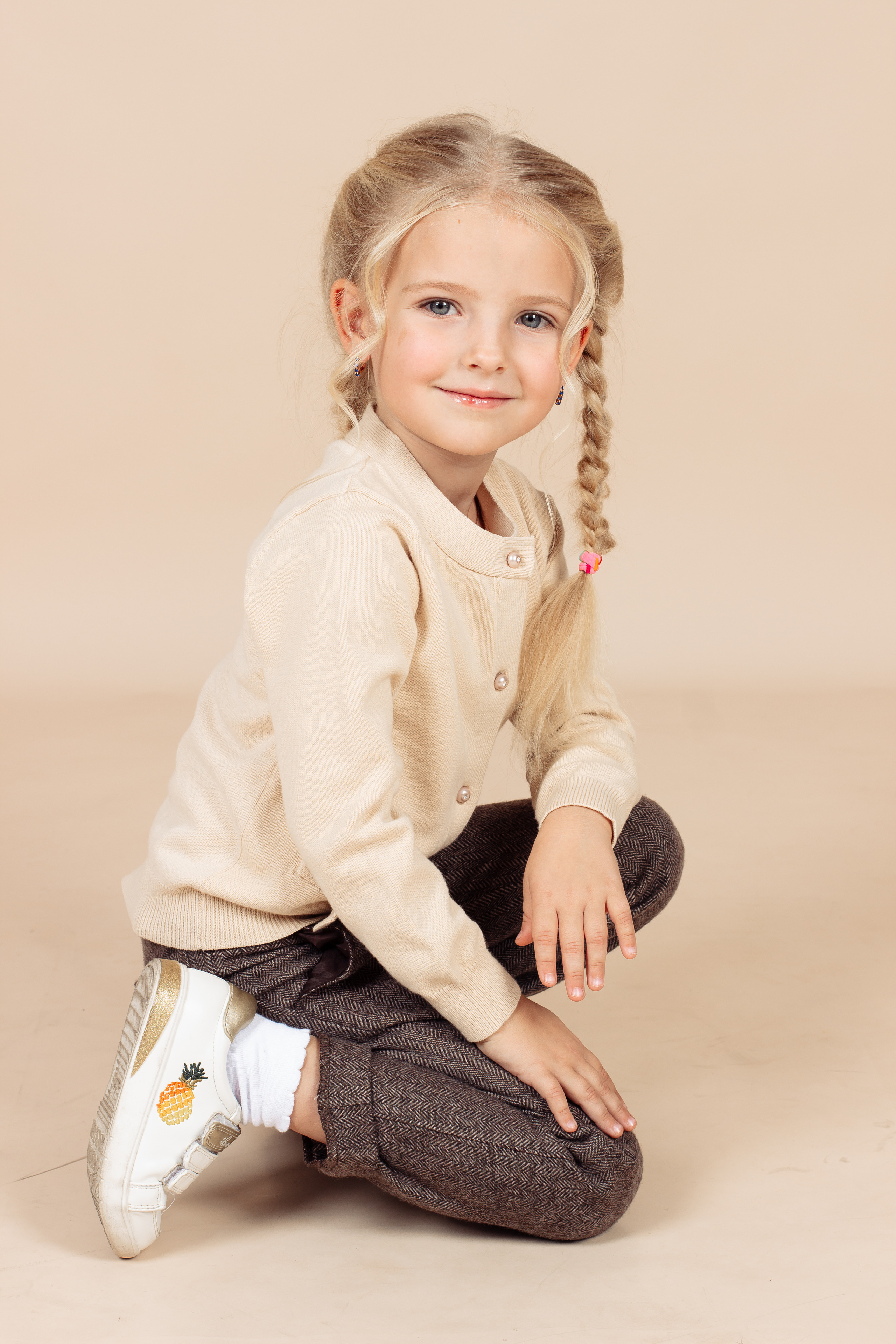 Лукбук. Совместно с Модельной школой и магазином Orby. Виктория Ларина — Портретный профессиональный фотограф в Иркутске